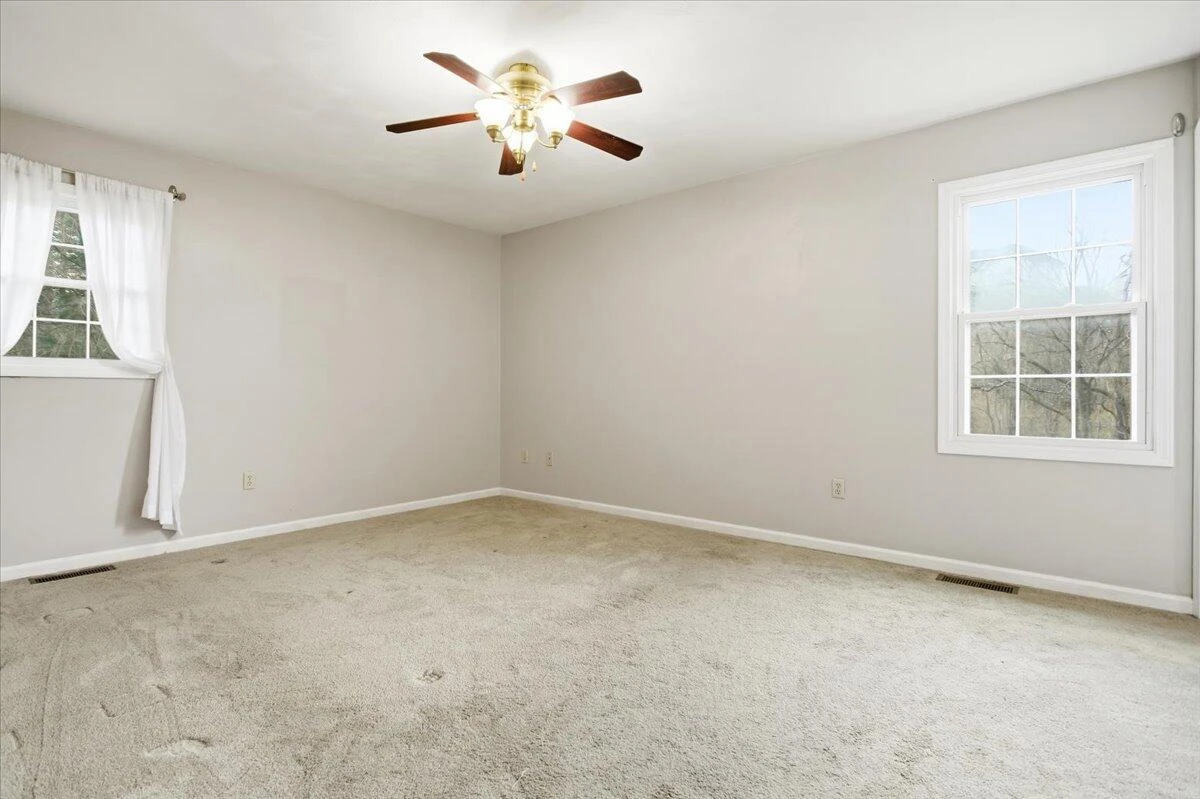 1653 Millwood DR - Photo 19