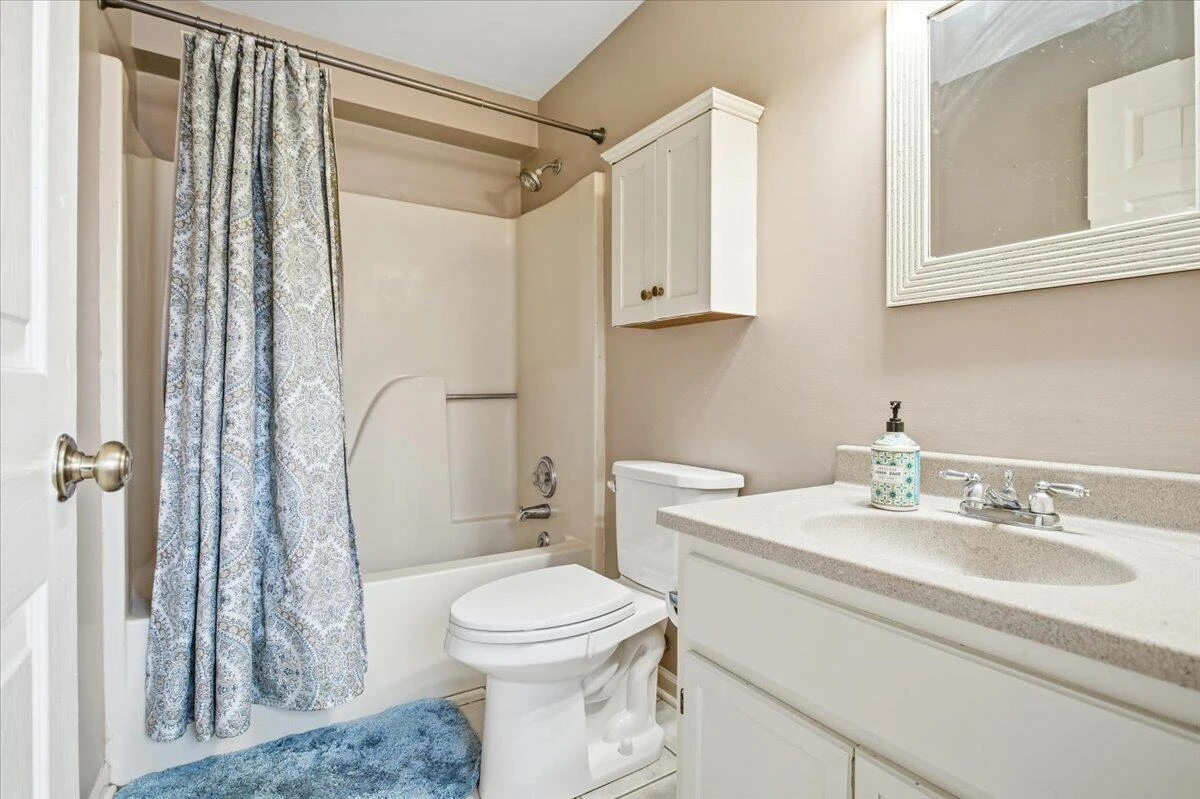 1653 Millwood DR - Photo 23