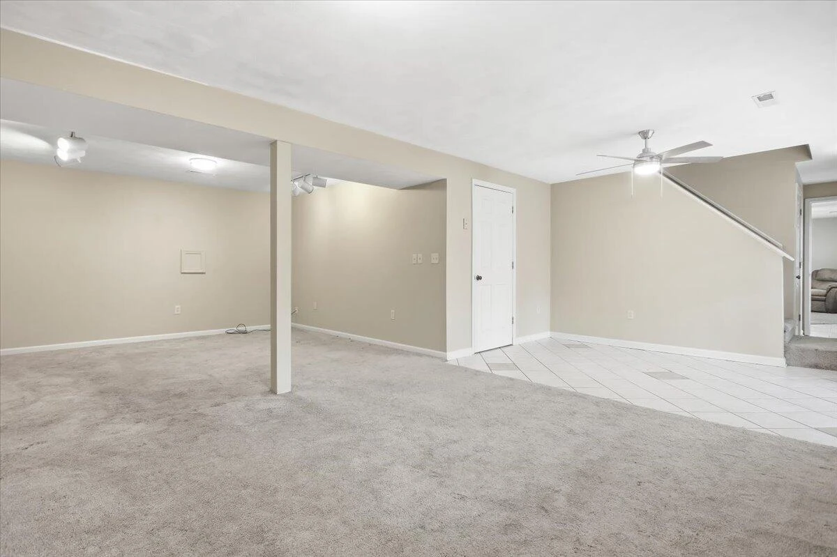 1653 Millwood DR - Photo 27
