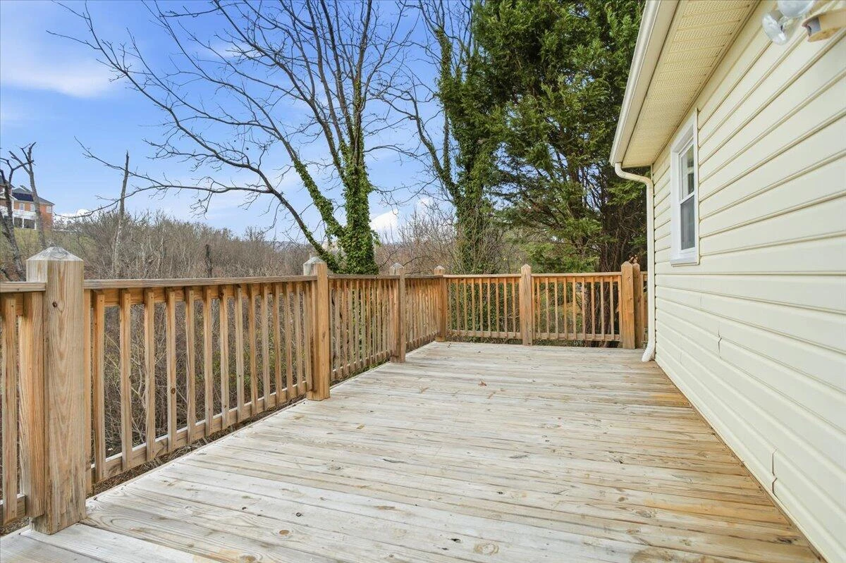 1653 Millwood DR - Photo 33