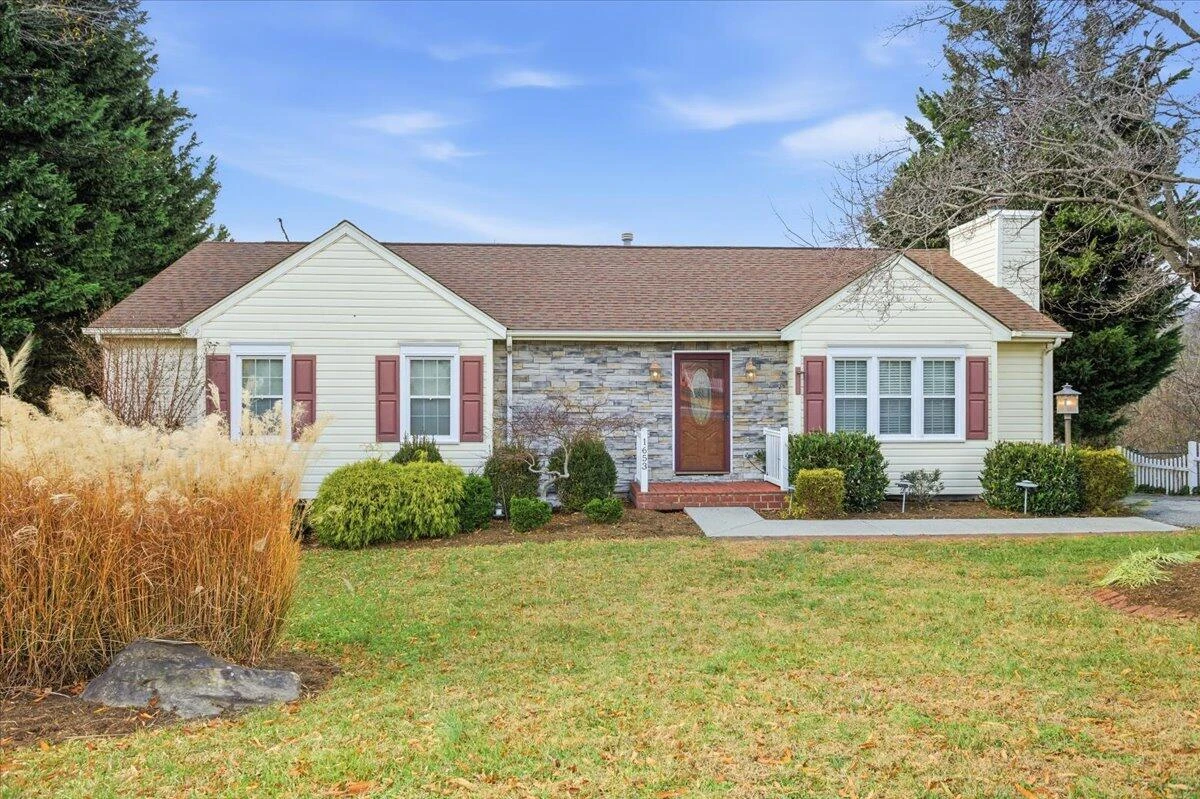 1653 Millwood DR - Photo 36
