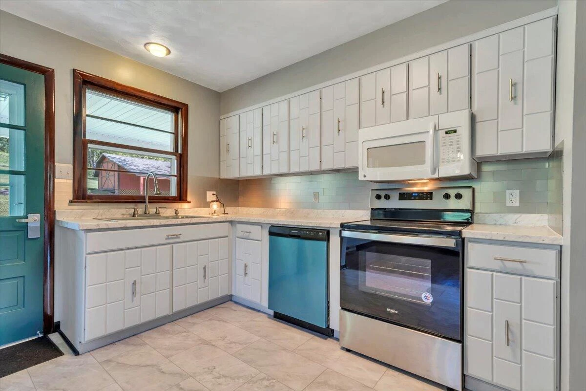 1108 E Dolly Ann DR - Photo 16