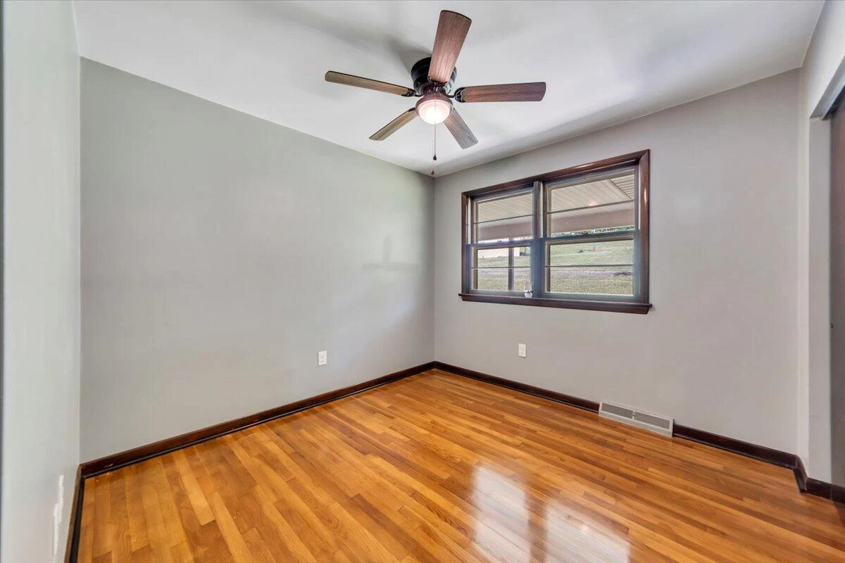 1108 E Dolly Ann DR - Photo 19