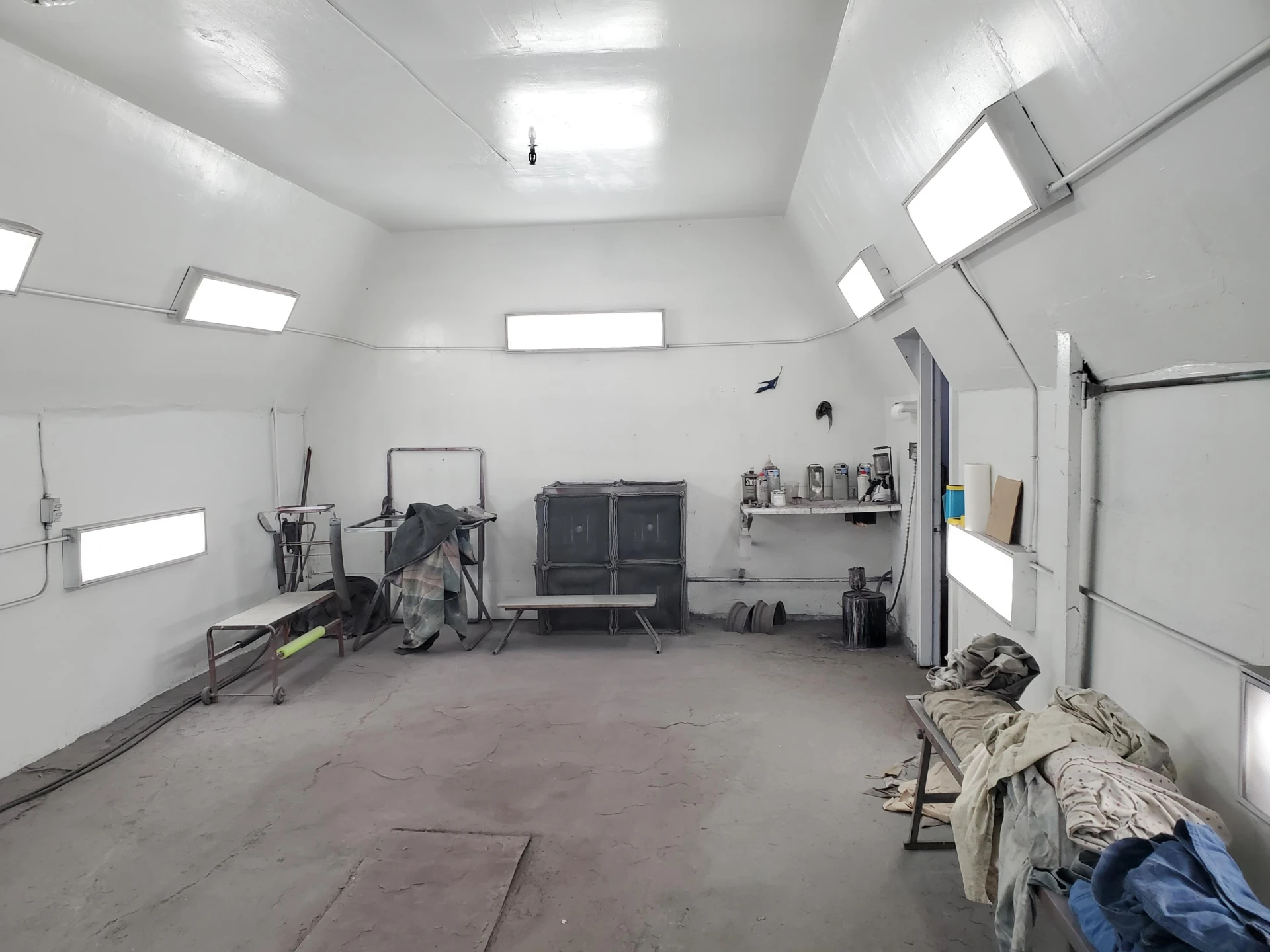 2050 E Main ST - Photo 12