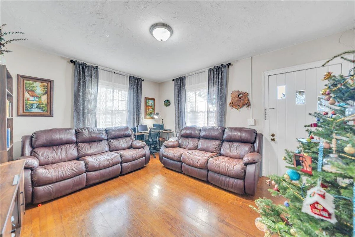 4615 Renfro BLVD NW - Photo 5