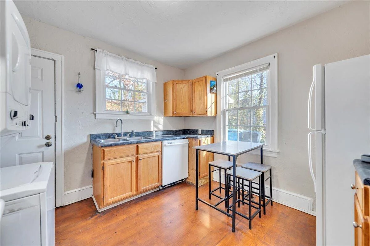 4615 Renfro BLVD NW - Photo 8