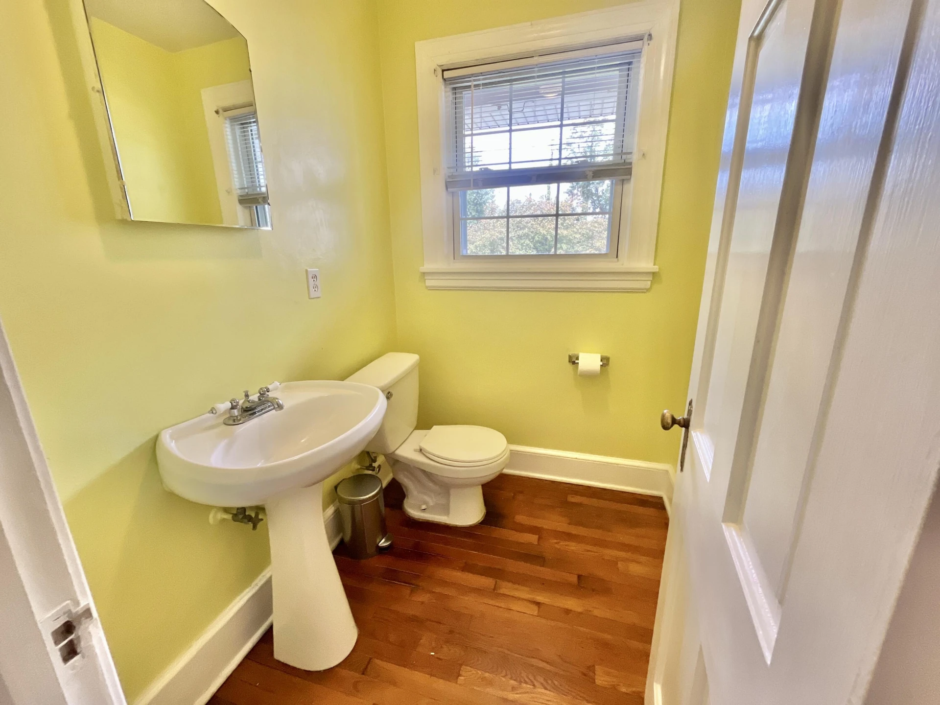 826 Red LN - Photo 10