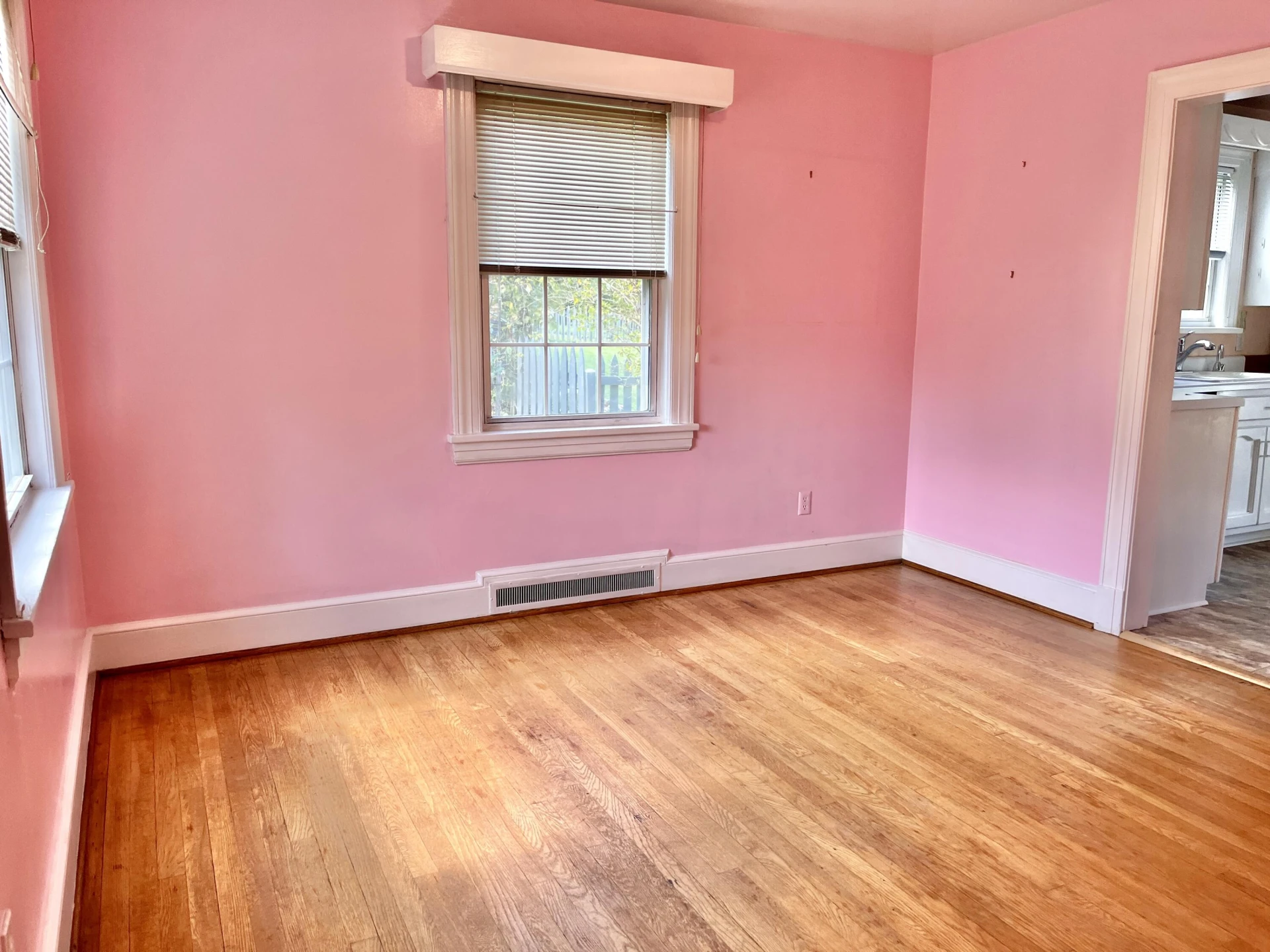 826 Red LN - Photo 15