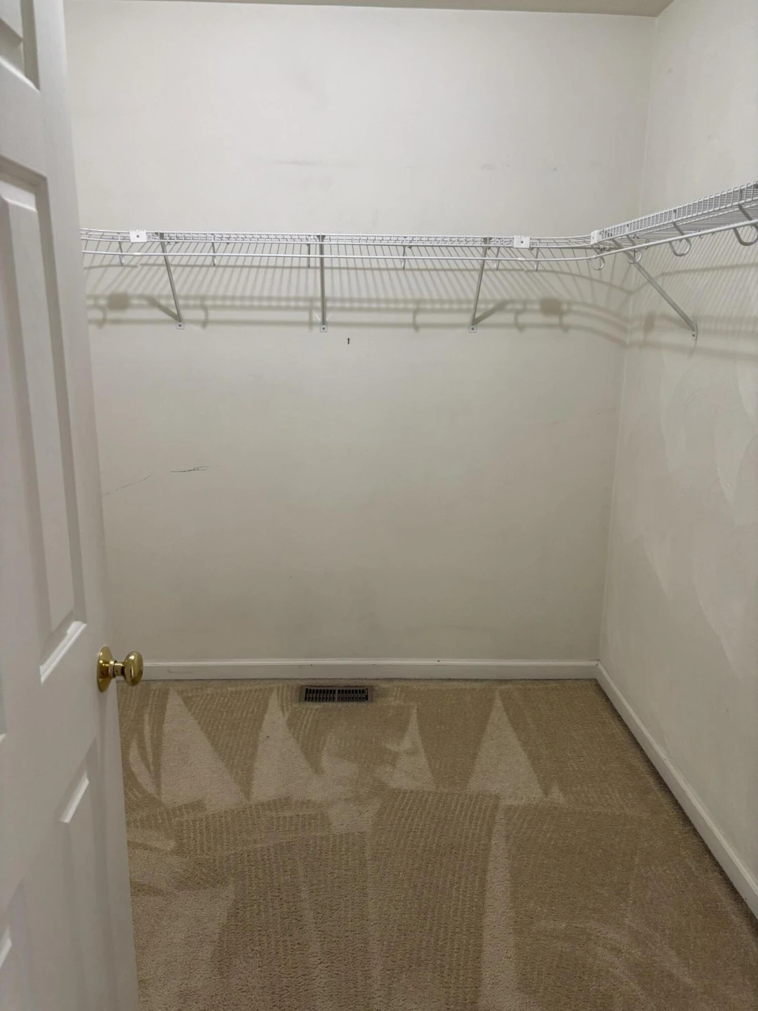 506 Gavin CIR - Photo 12