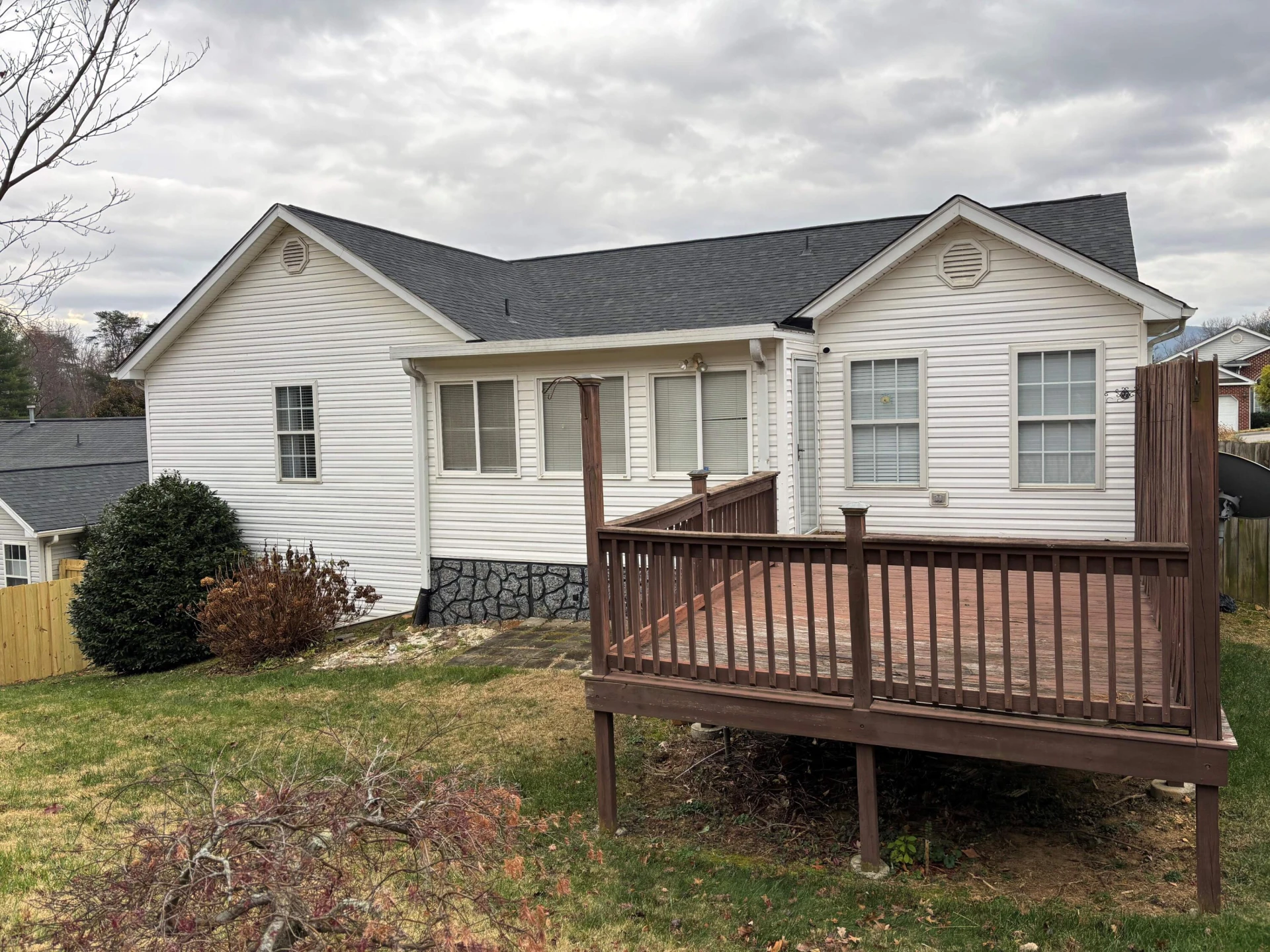 506 Gavin CIR - Photo 2