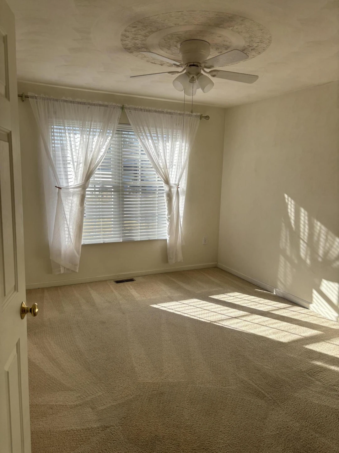 506 Gavin CIR - Photo 9