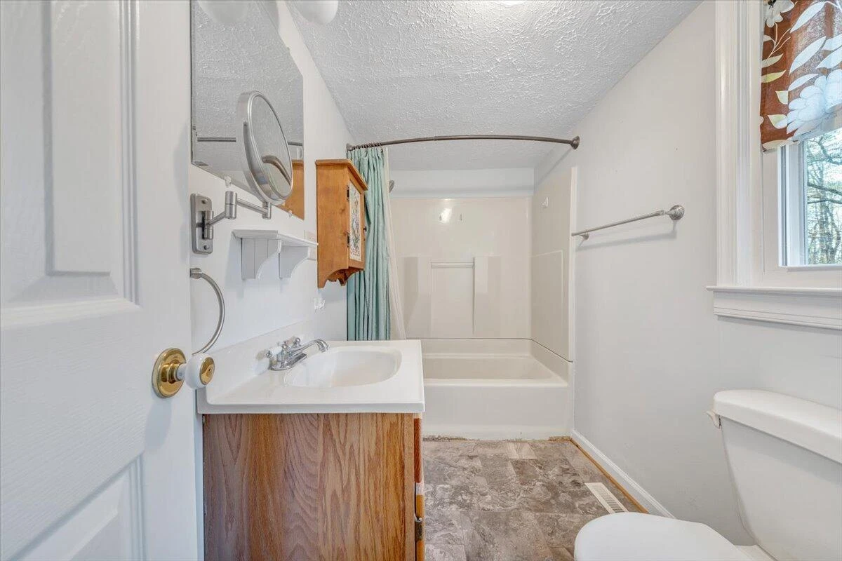 1778 Powell LN - Photo 15
