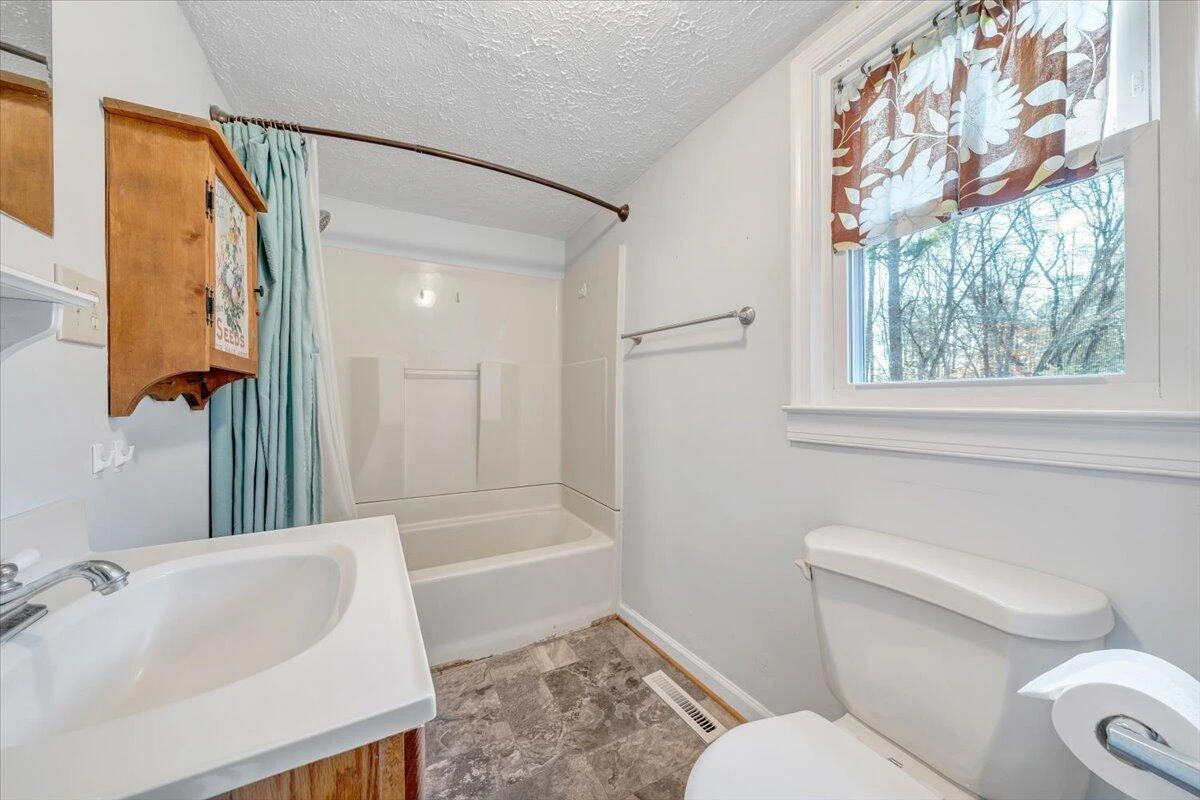 1778 Powell LN - Photo 16