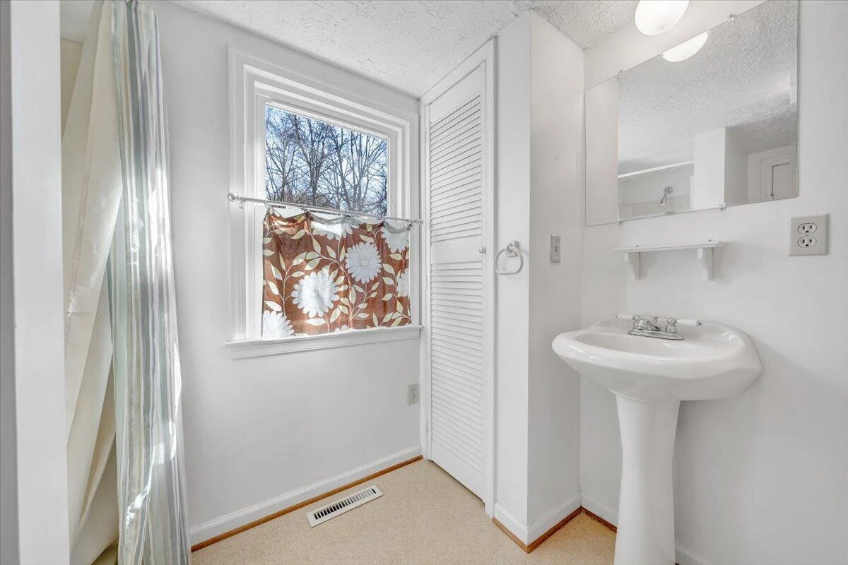 1778 Powell LN - Photo 20