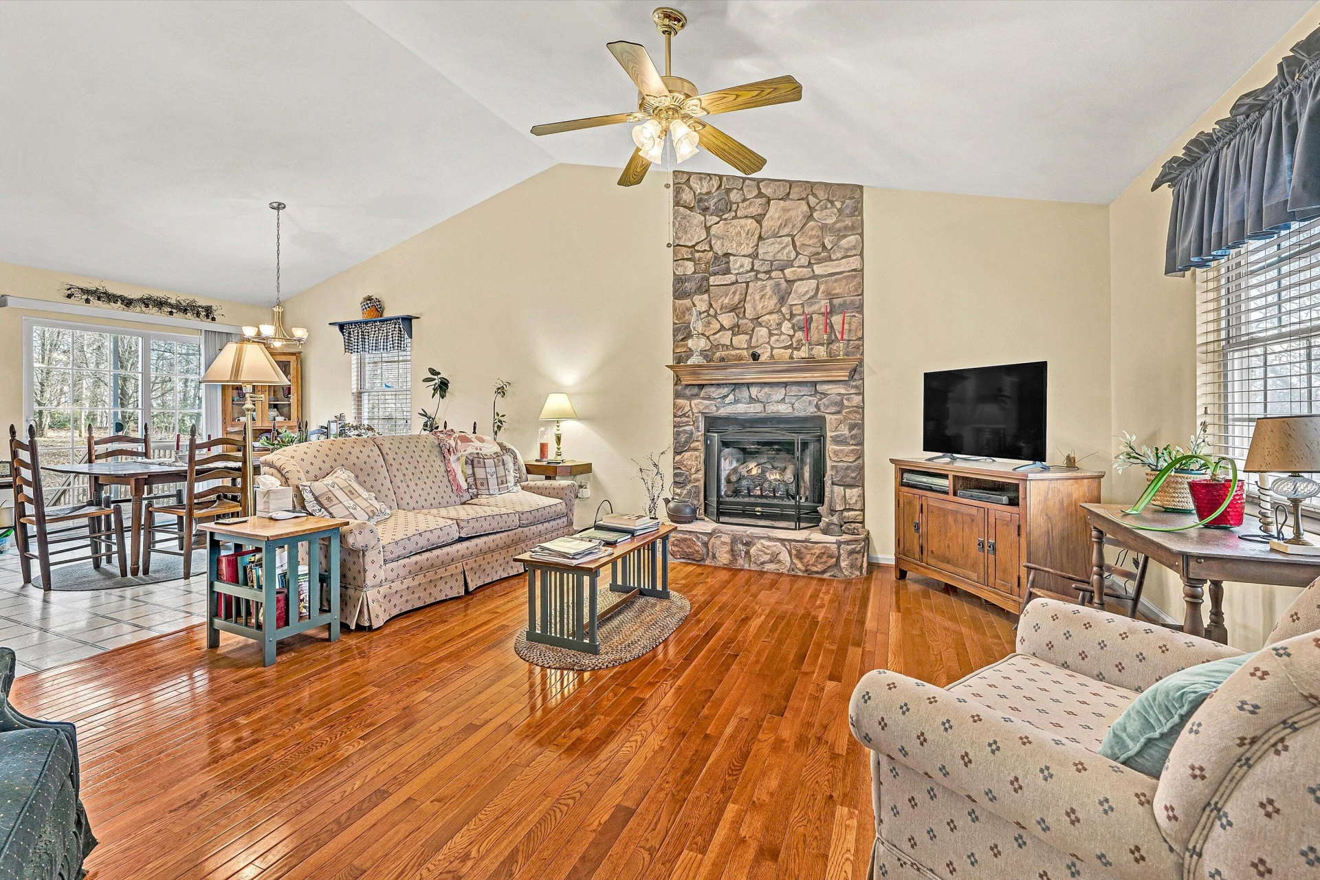 1072 Old Dominion CT - Photo 15