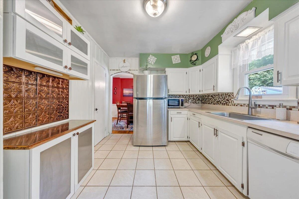 347 Beechwood DR - Photo 17