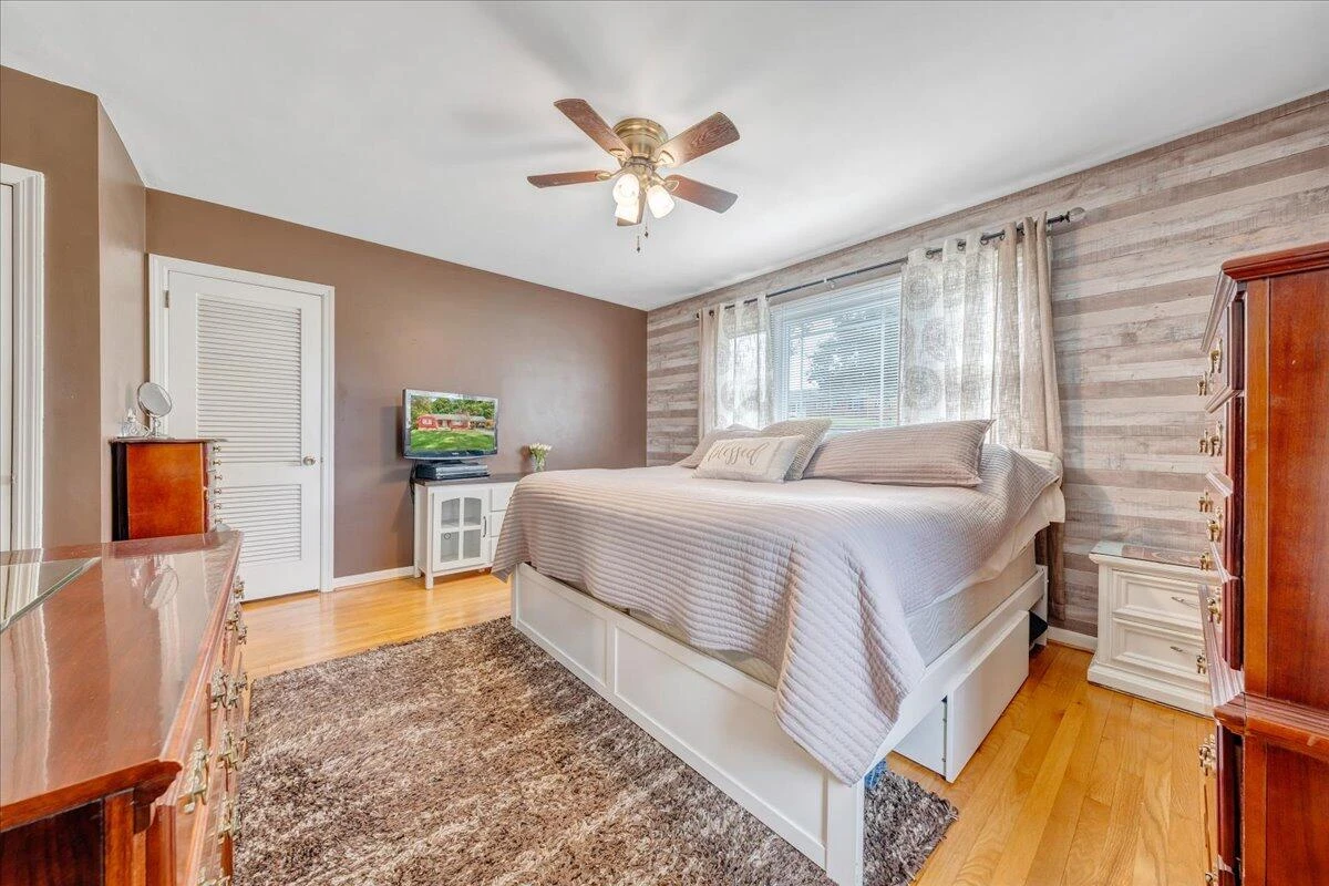 347 Beechwood DR - Photo 24