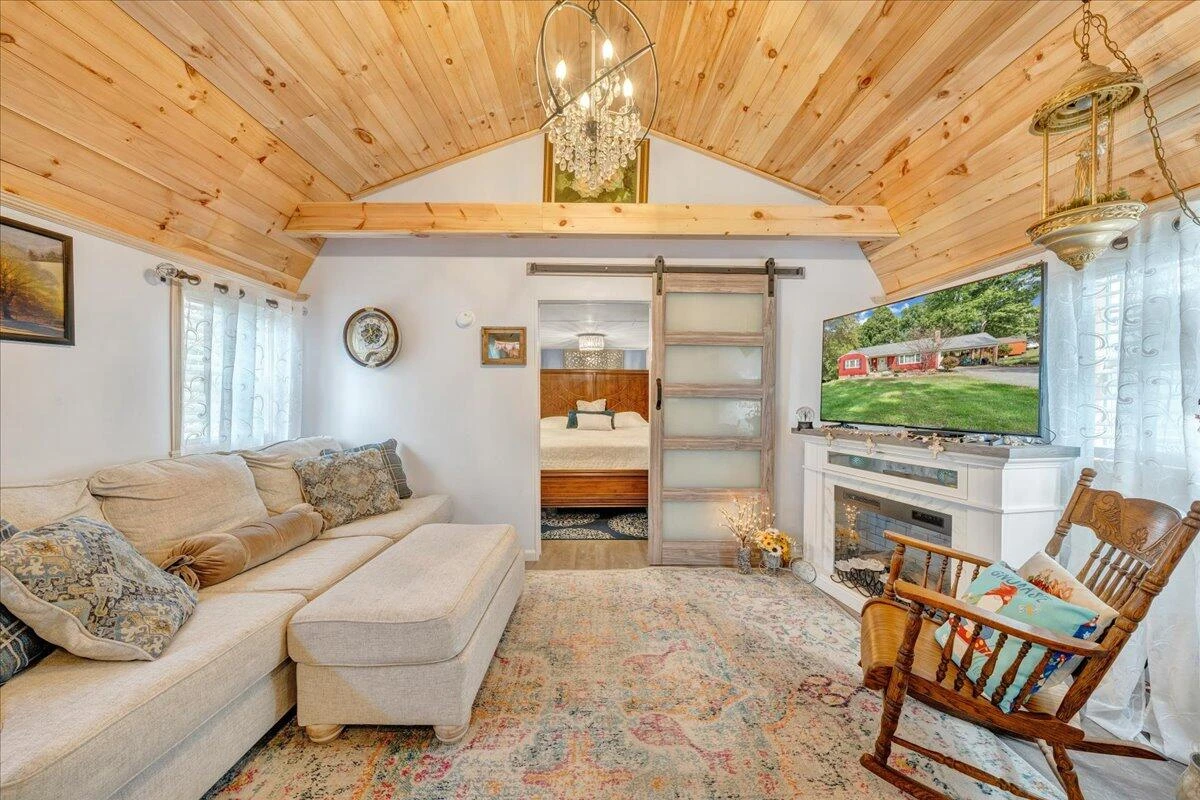 347 Beechwood DR - Photo 42
