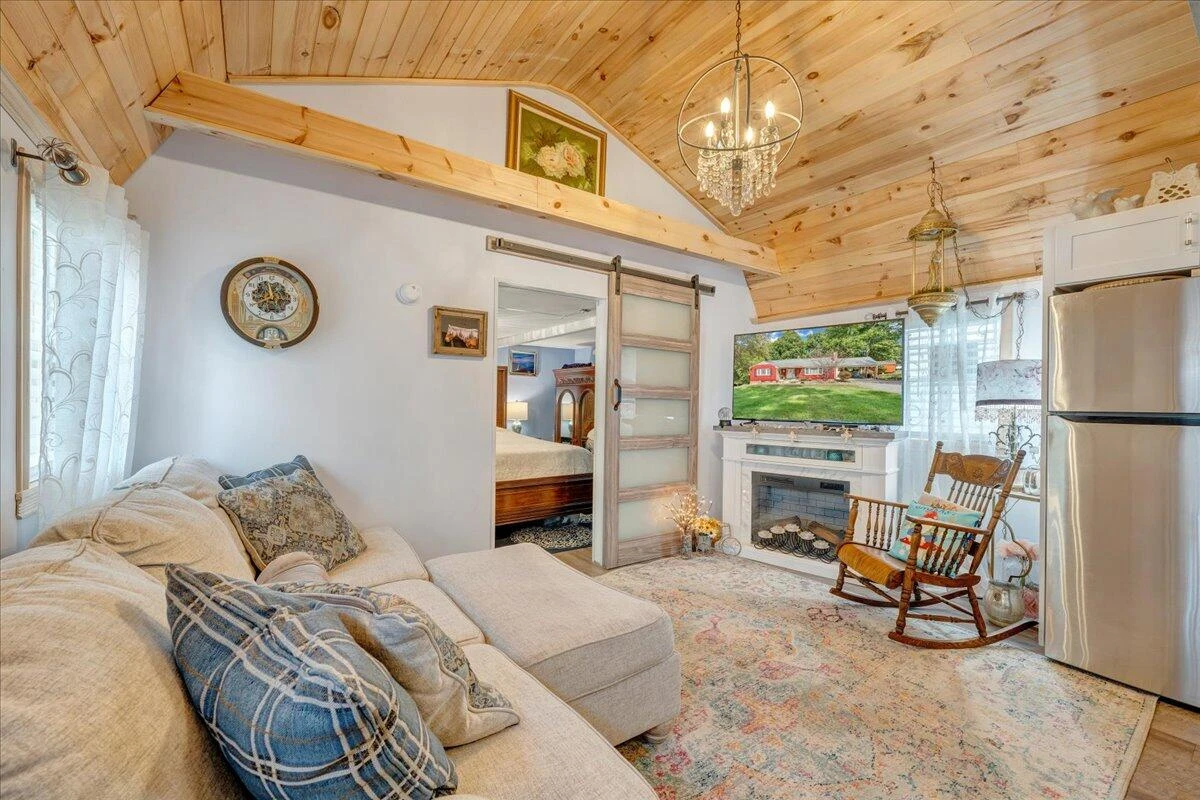 347 Beechwood DR - Photo 43
