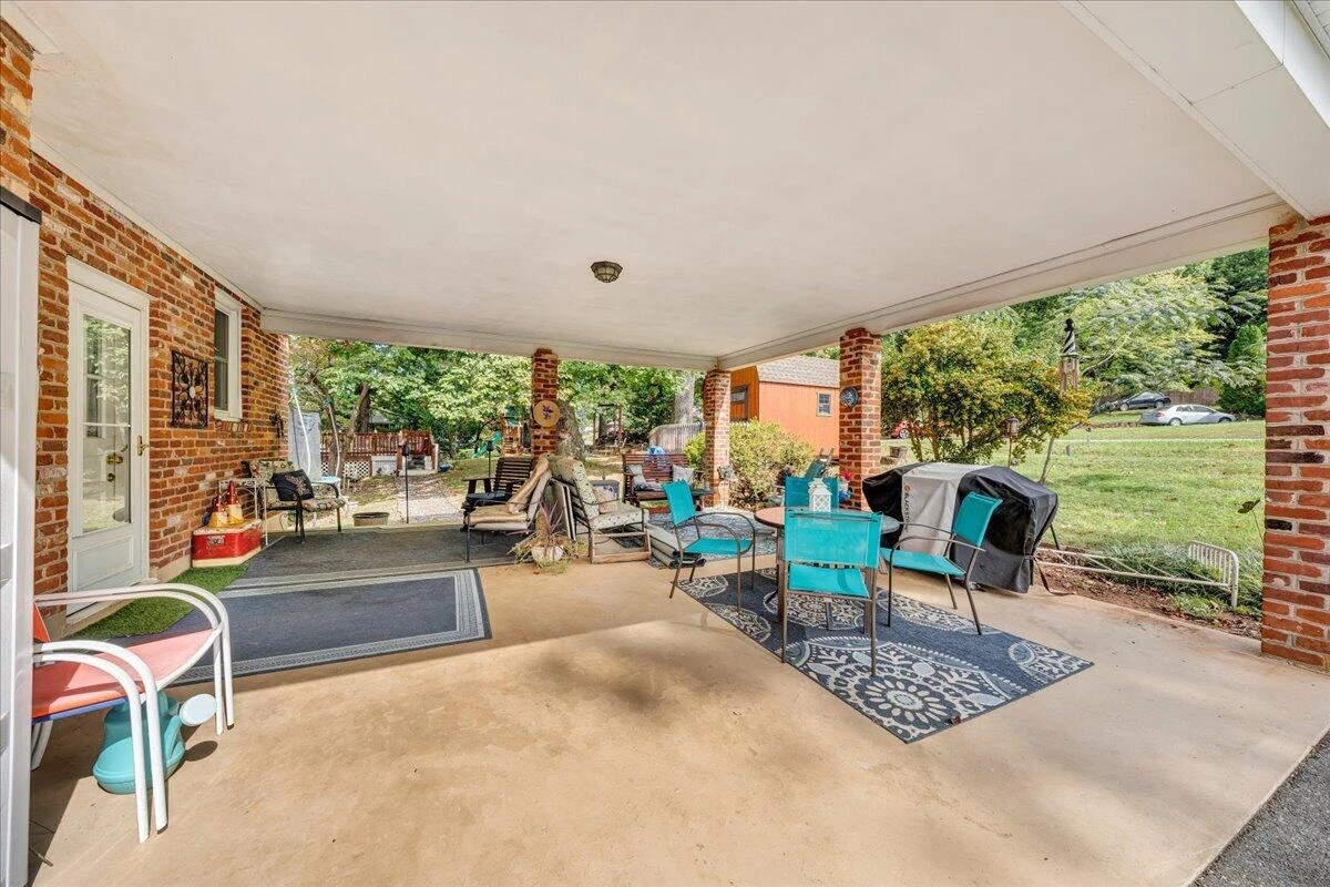 347 Beechwood DR - Photo 64