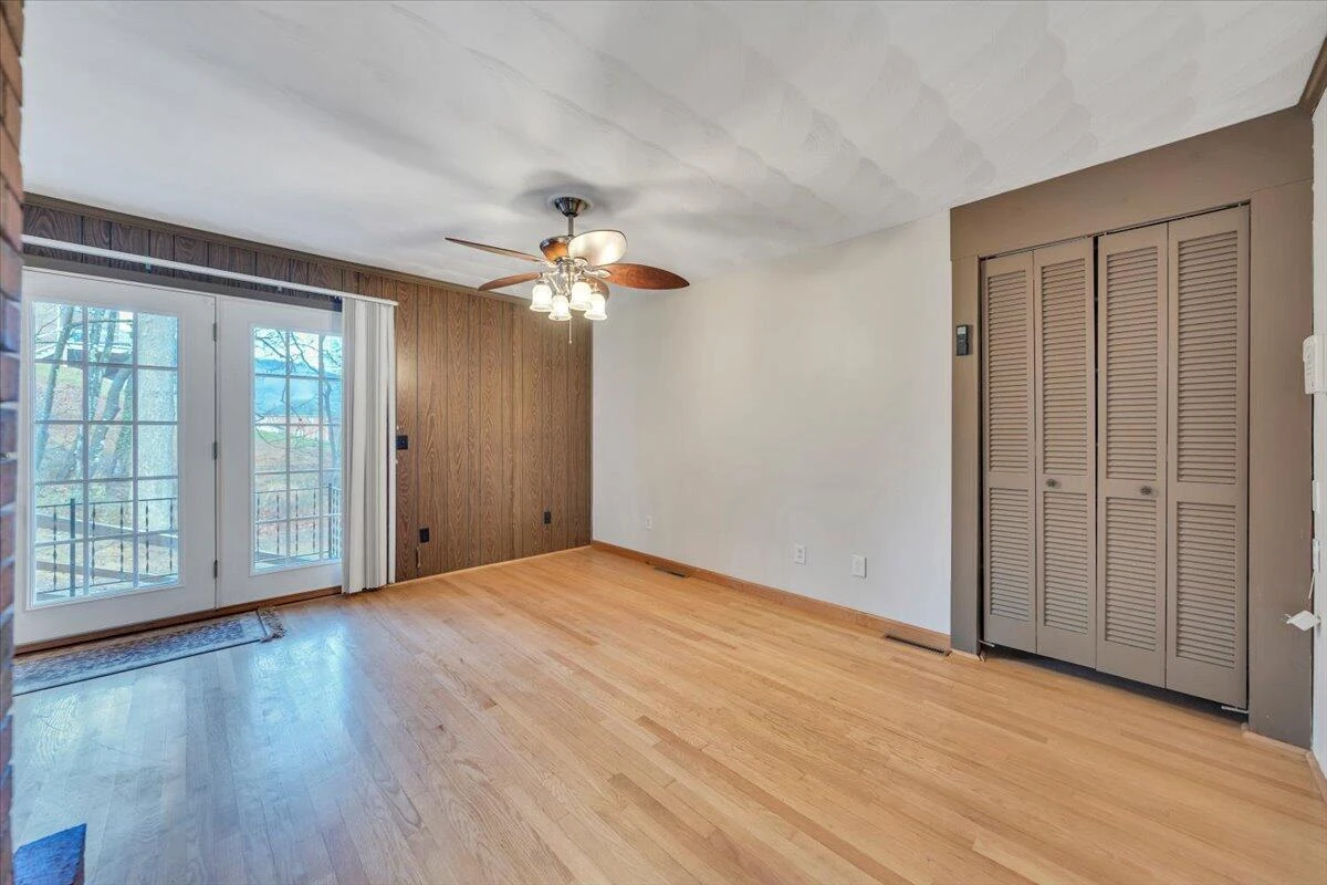 6089 Steeplechase DR - Photo 14