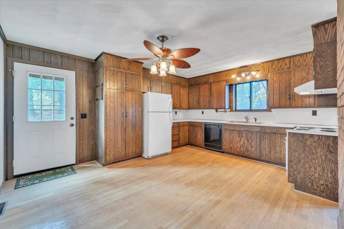 6089 Steeplechase DR - Photo 17