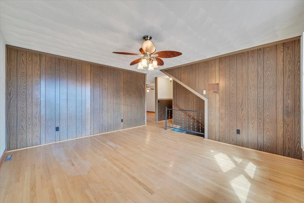 6089 Steeplechase DR - Photo 8