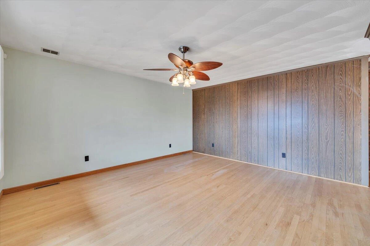 6089 Steeplechase DR - Photo 9