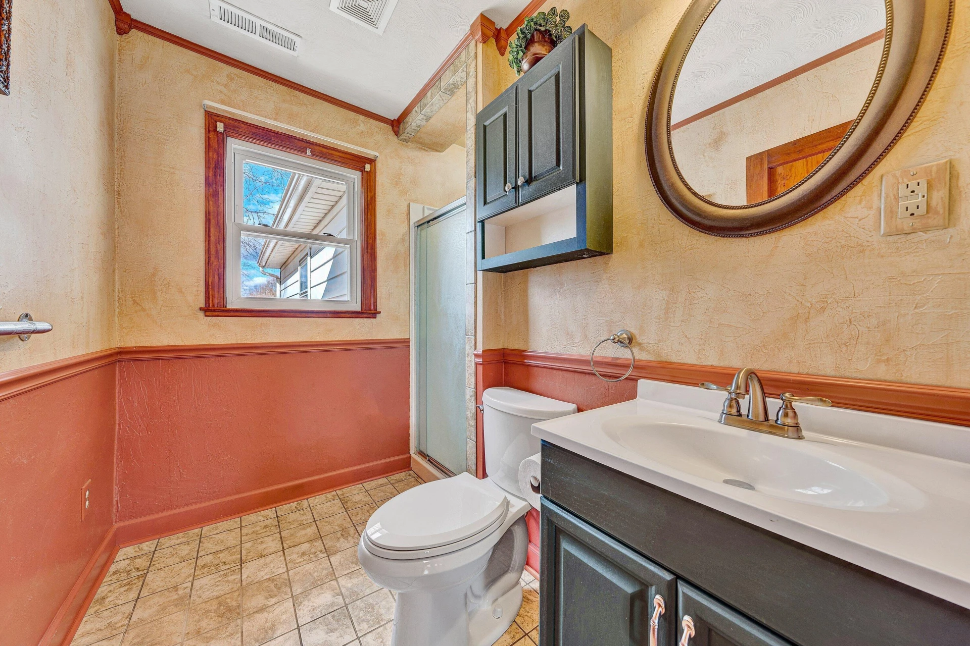 2504 Avalon AVE NW - Photo 10