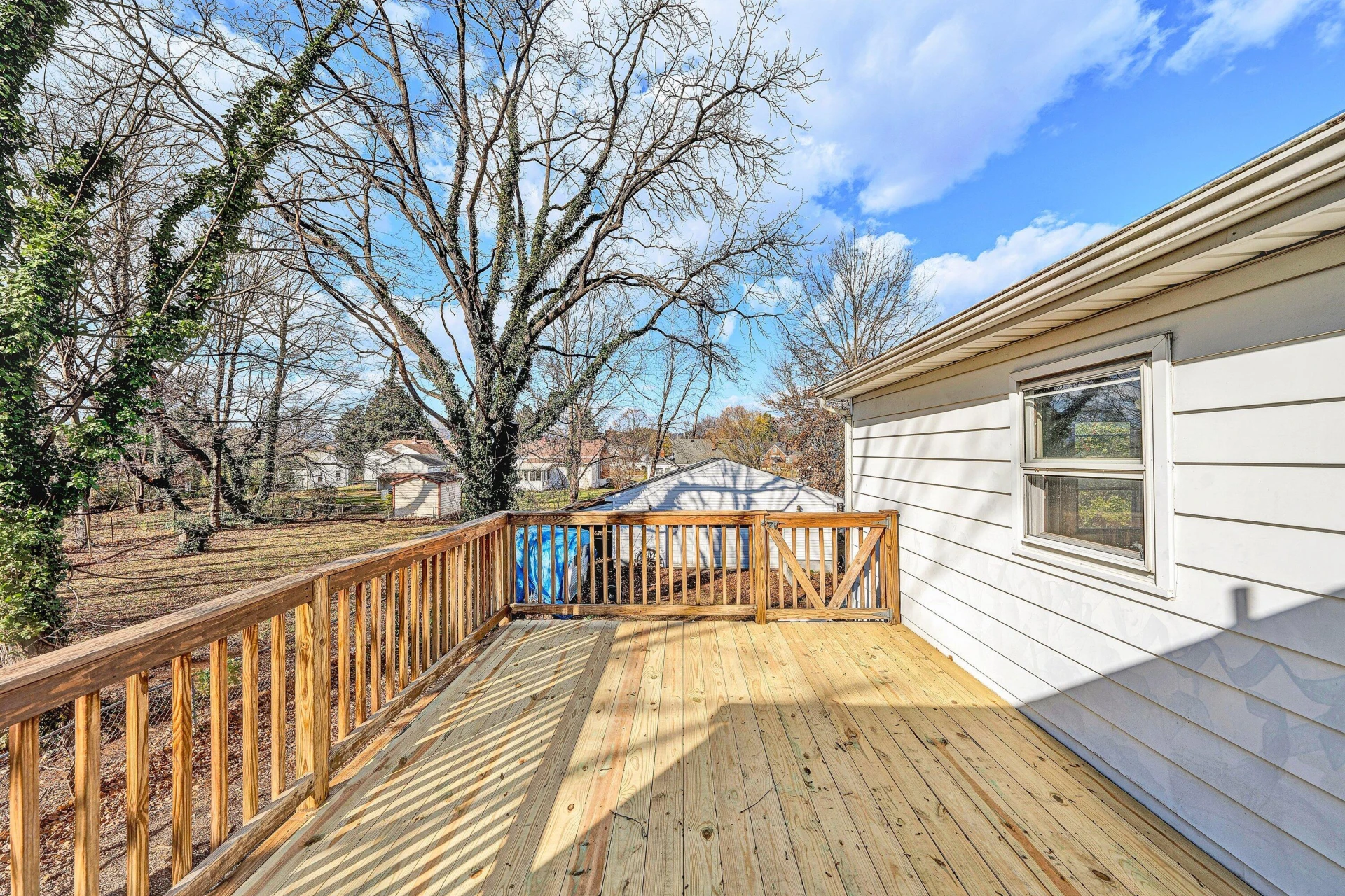 2504 Avalon AVE NW - Photo 11