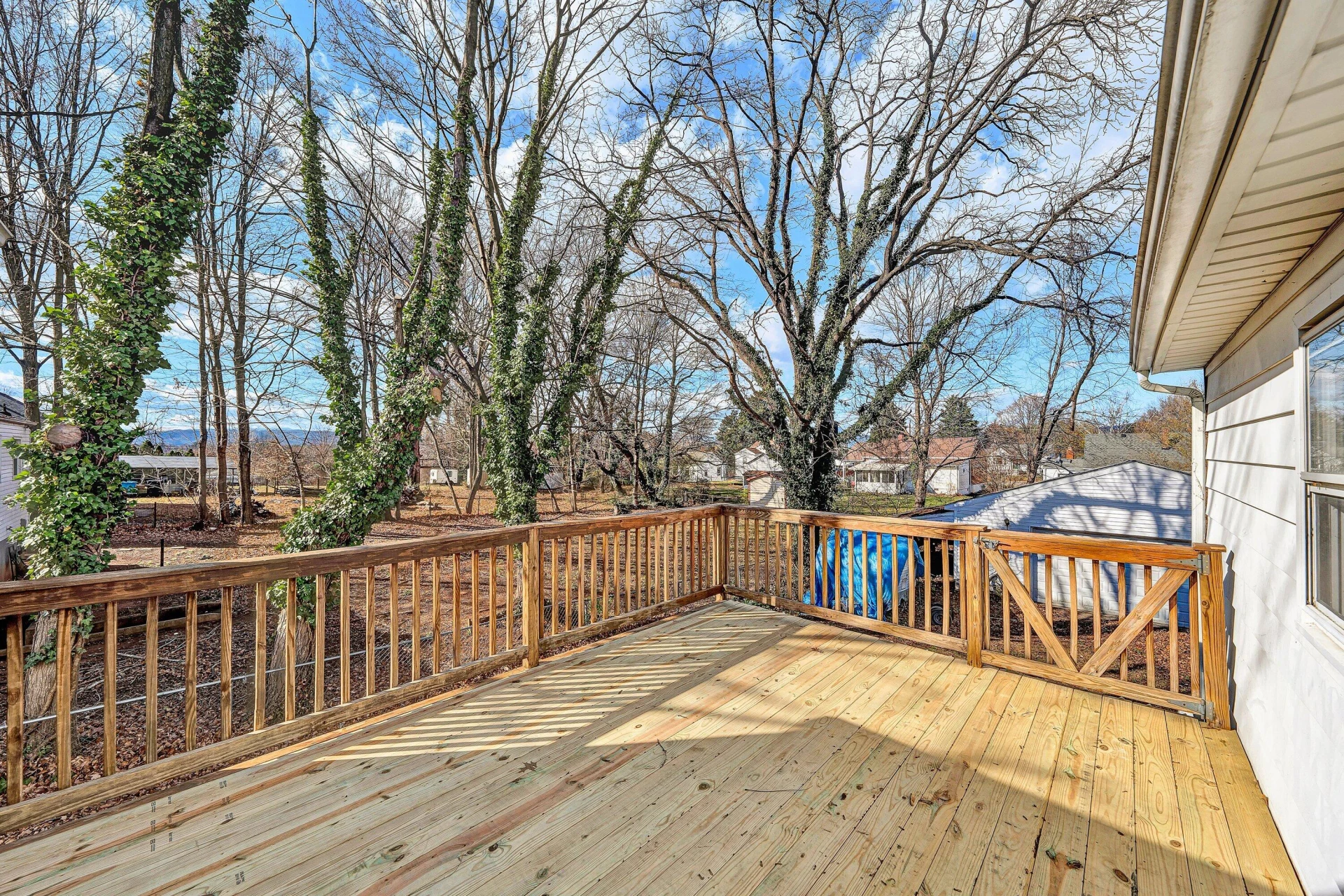 2504 Avalon AVE NW - Photo 12