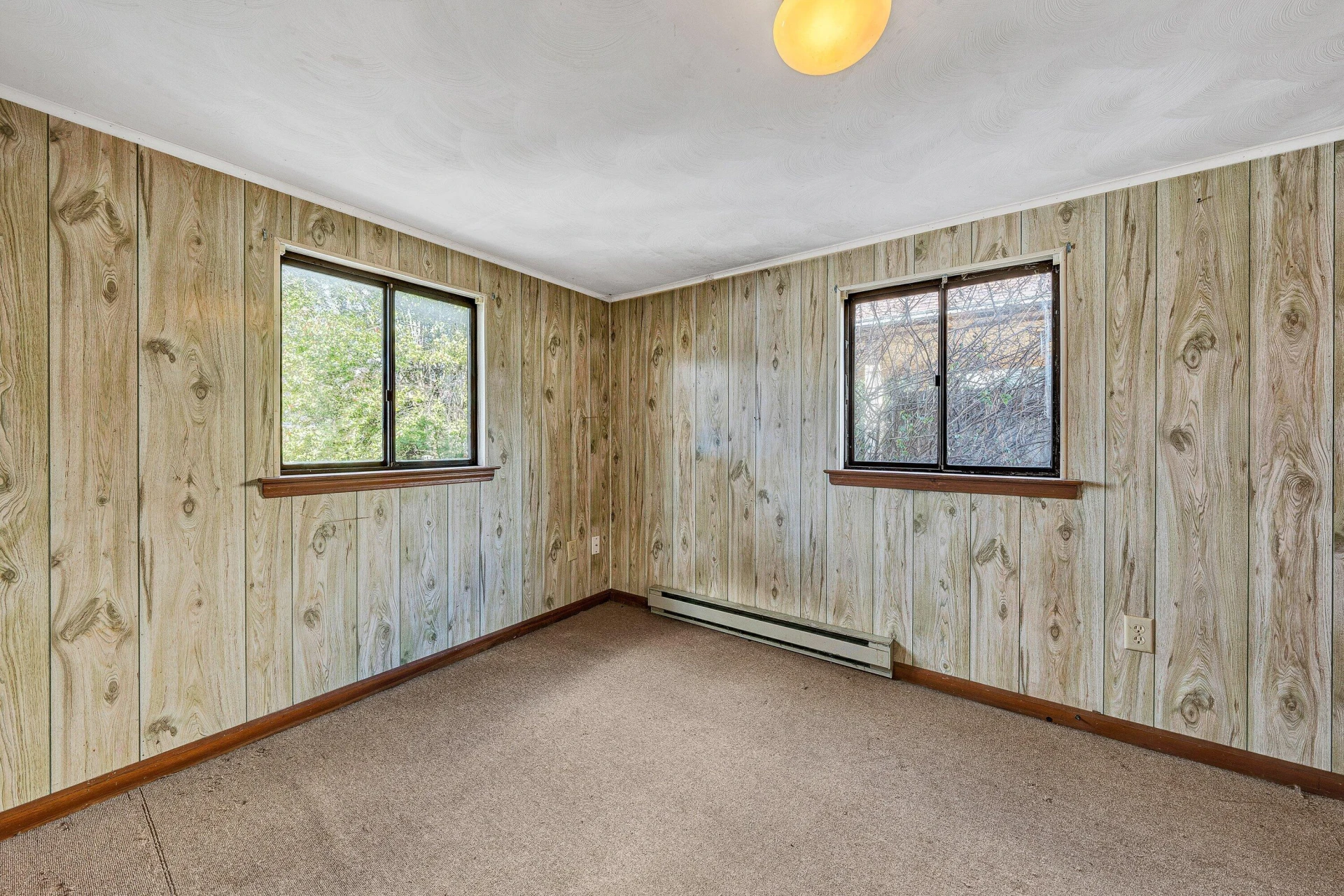 2504 Avalon AVE NW - Photo 23