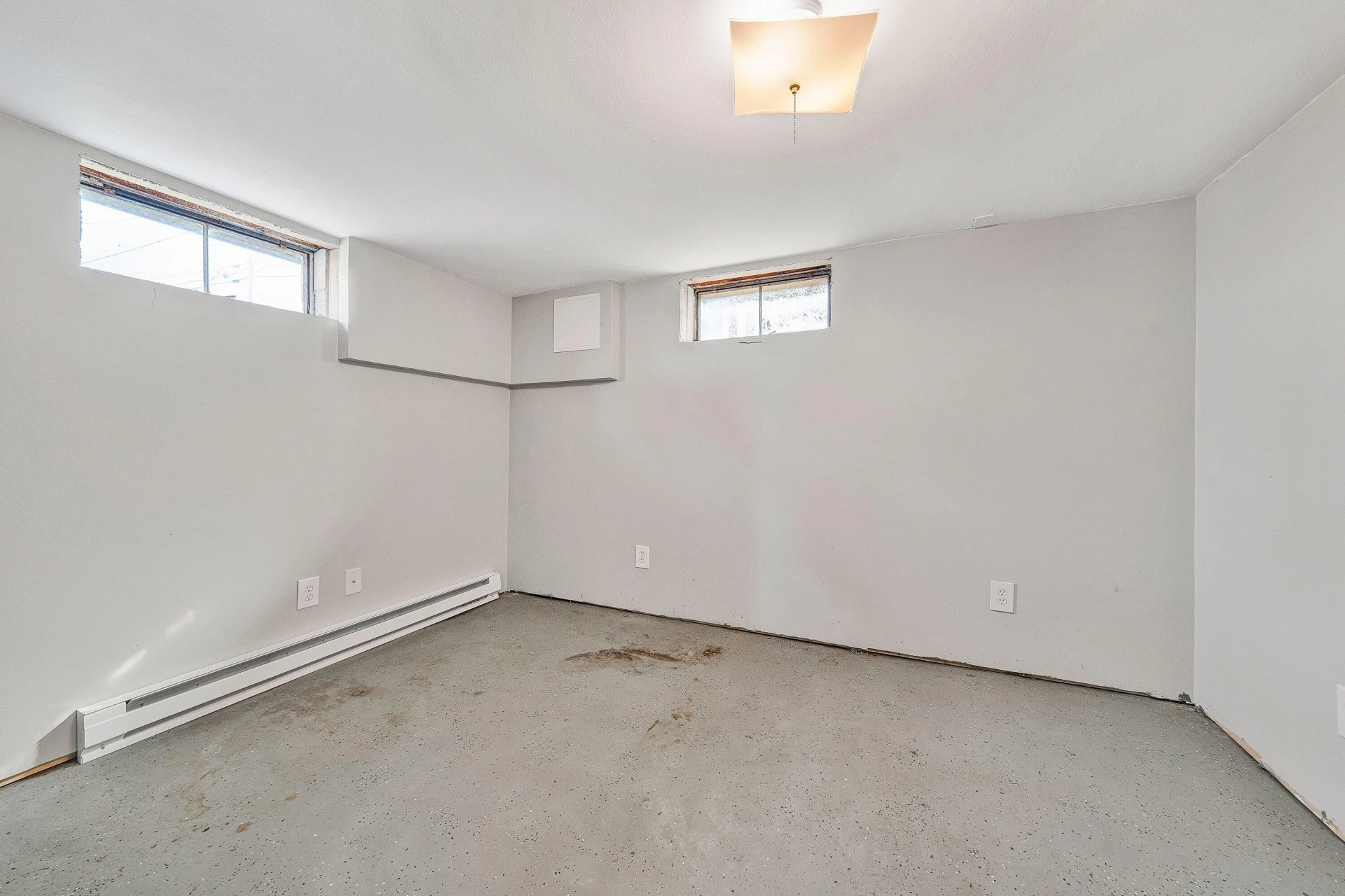 2504 Avalon AVE NW - Photo 26