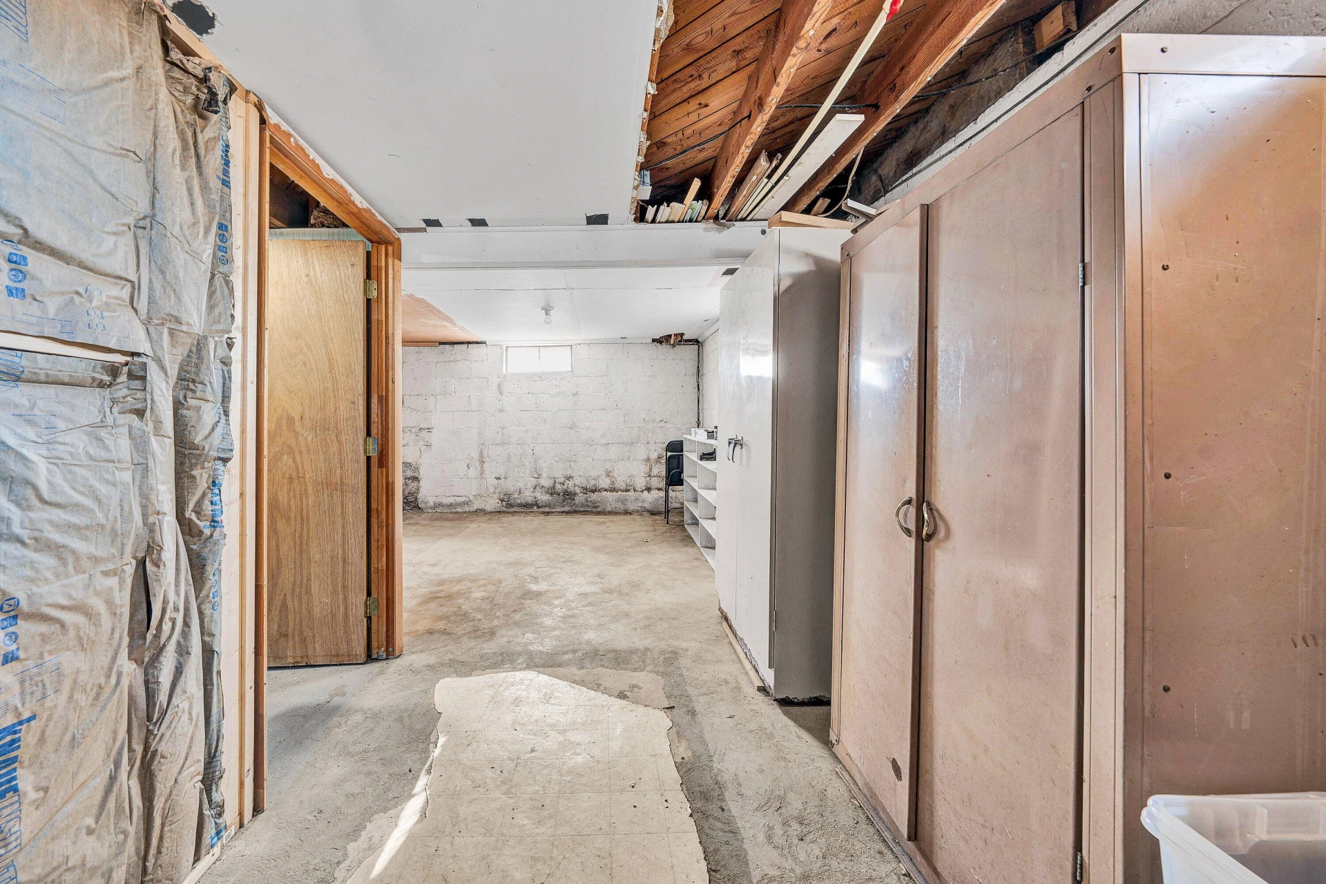 2504 Avalon AVE NW - Photo 29