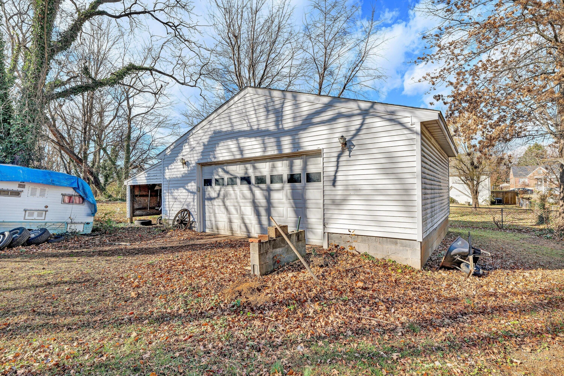 2504 Avalon AVE NW - Photo 32