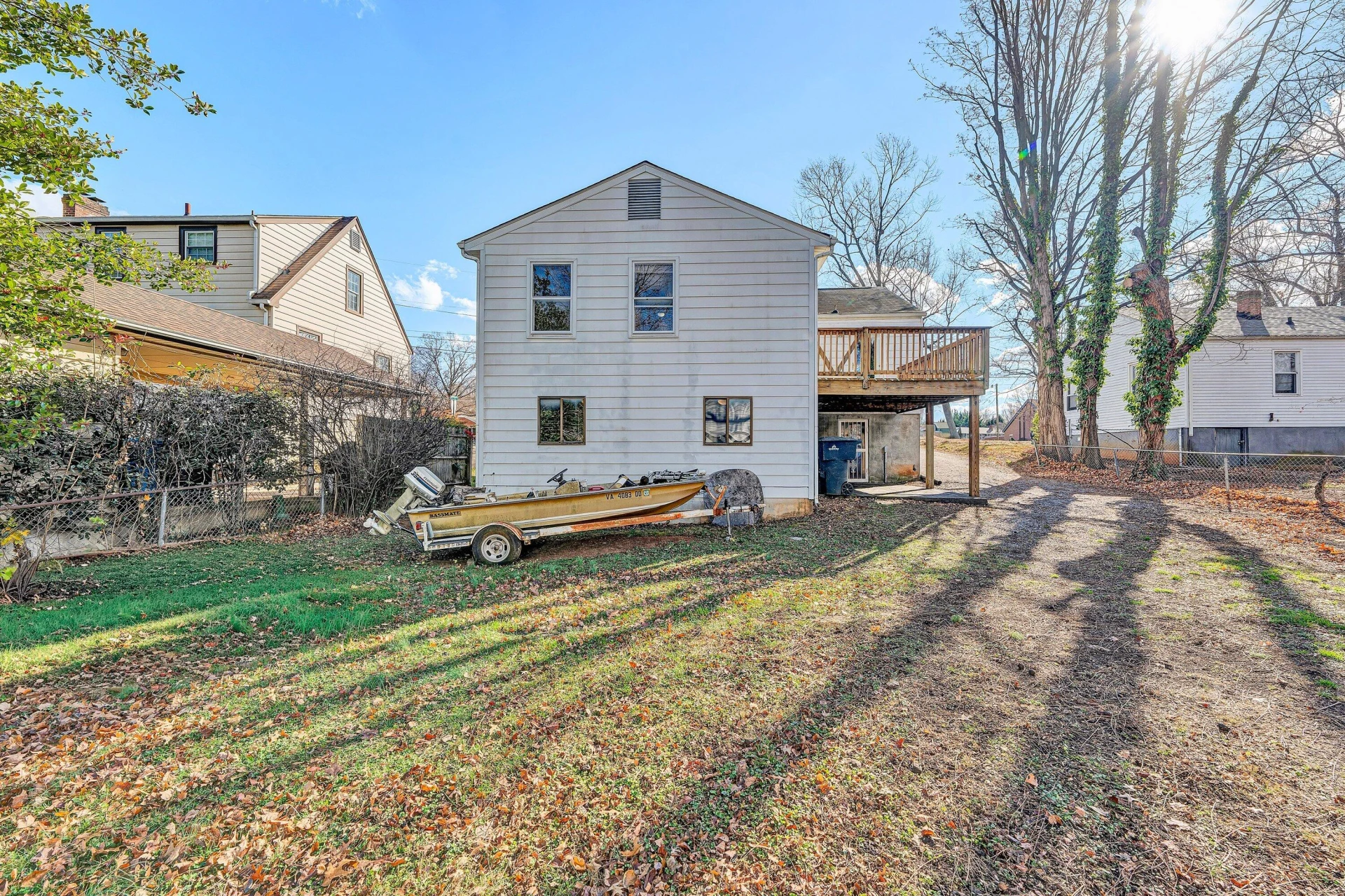 2504 Avalon AVE NW - Photo 33