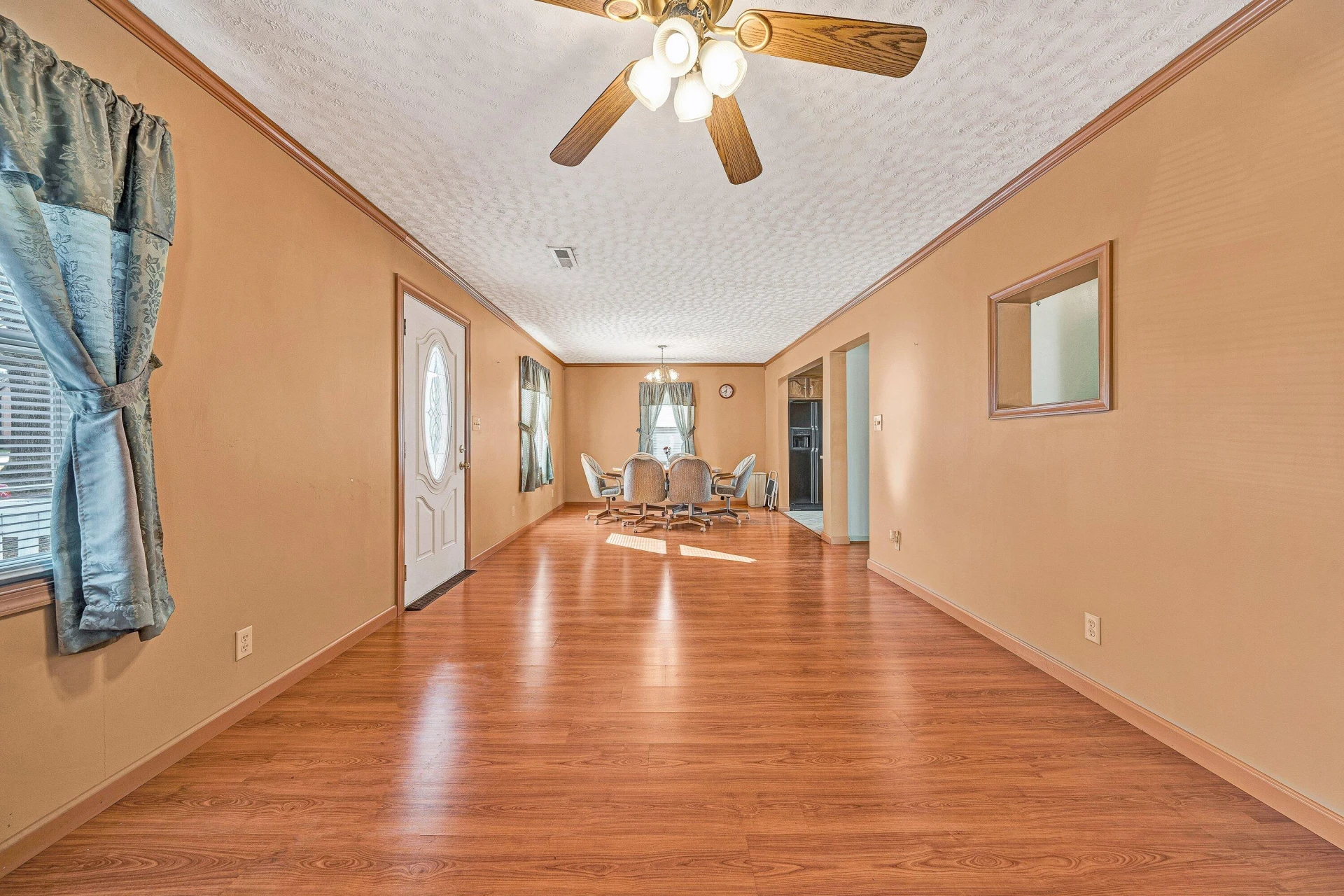 2504 Avalon AVE NW - Photo 5