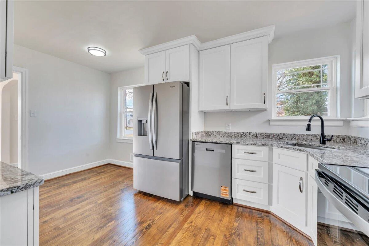 202 N Bruffey ST - Photo 15