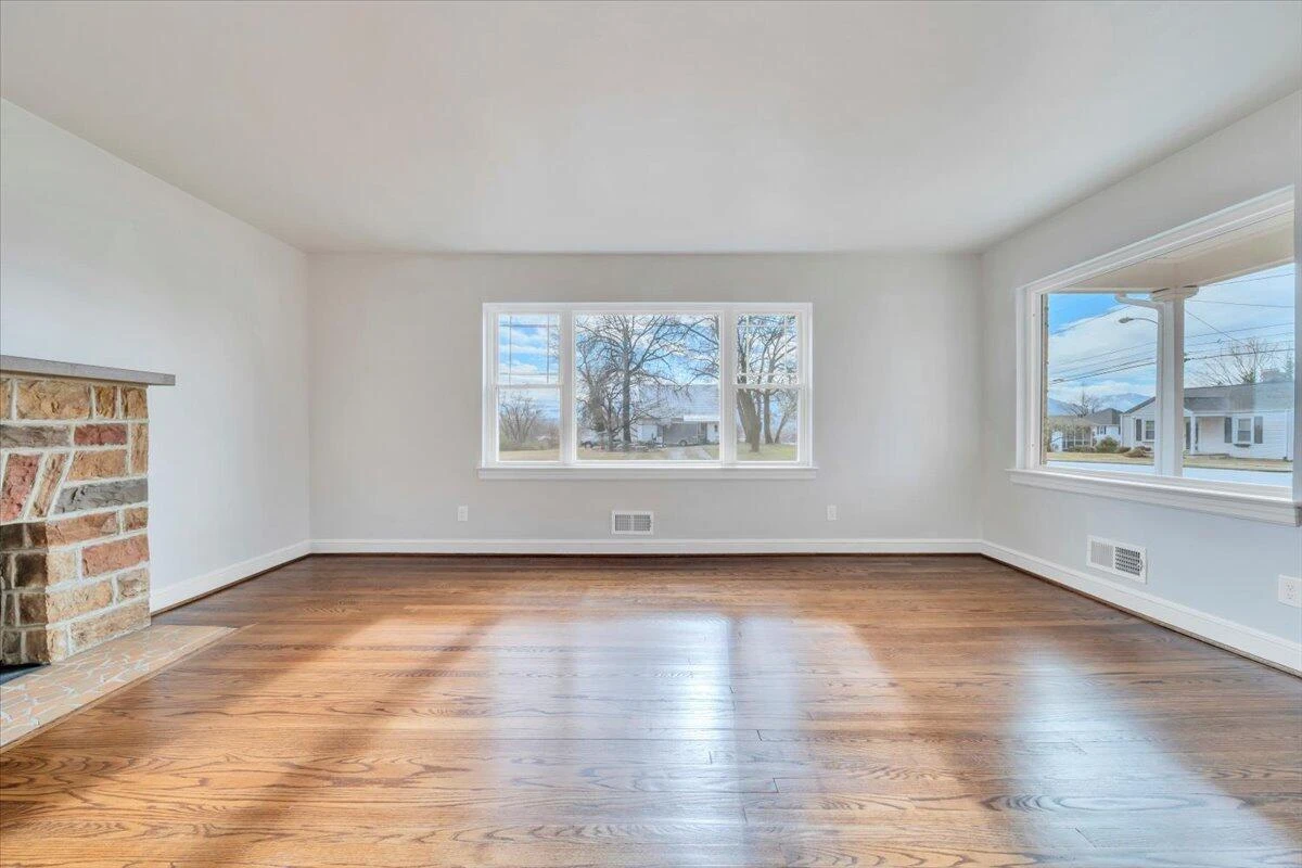 202 N Bruffey ST - Photo 10