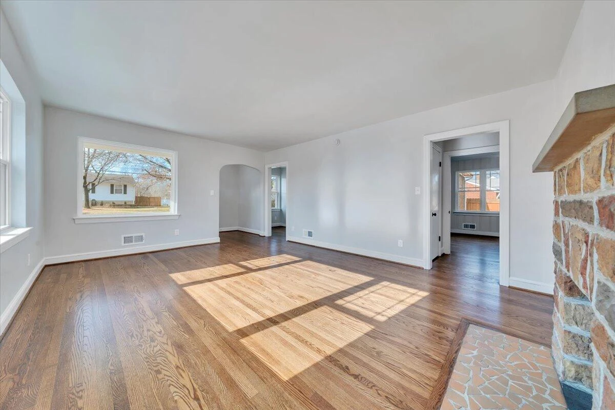 202 N Bruffey ST - Photo 11