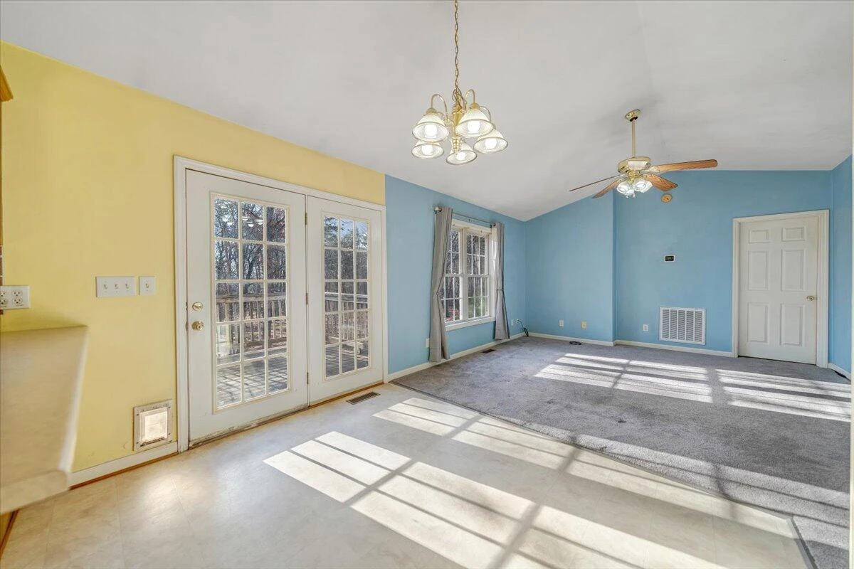 1093 Hales Ford RD - Photo 14