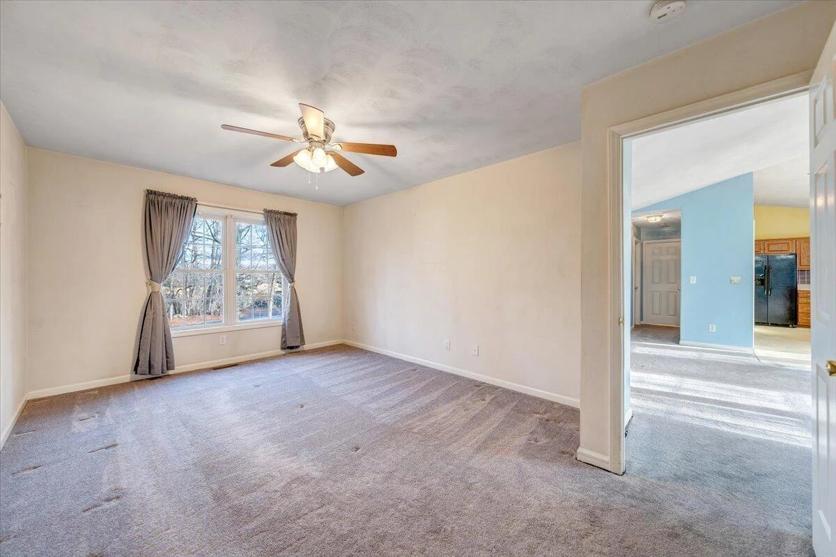 1093 Hales Ford RD - Photo 16