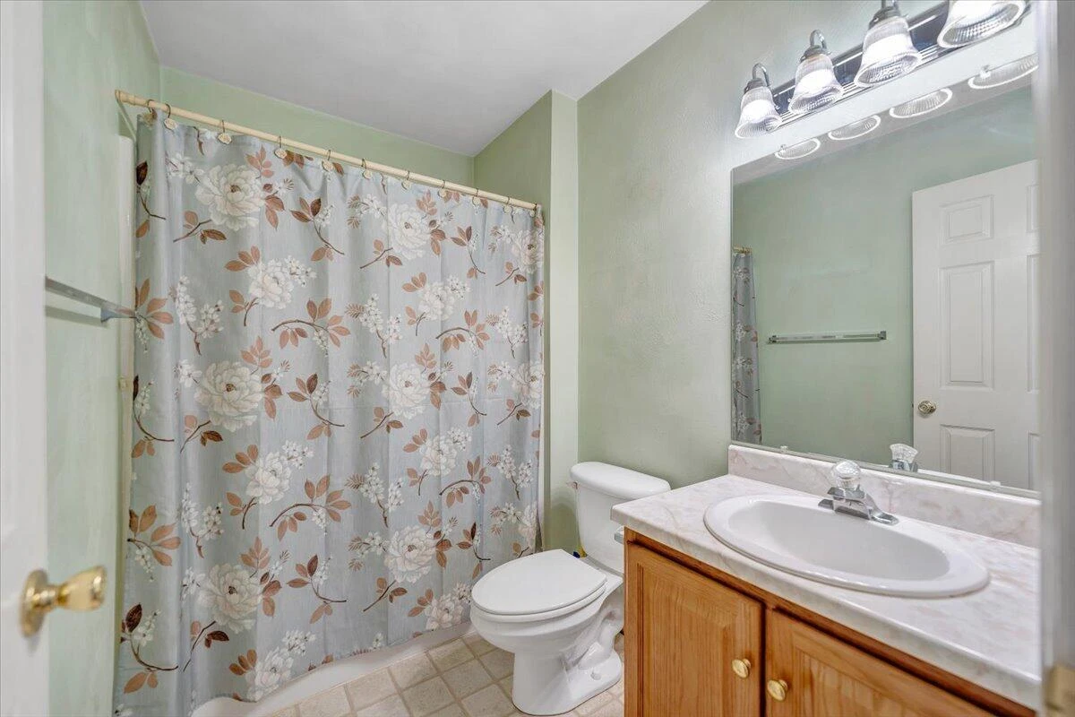 1093 Hales Ford RD - Photo 25