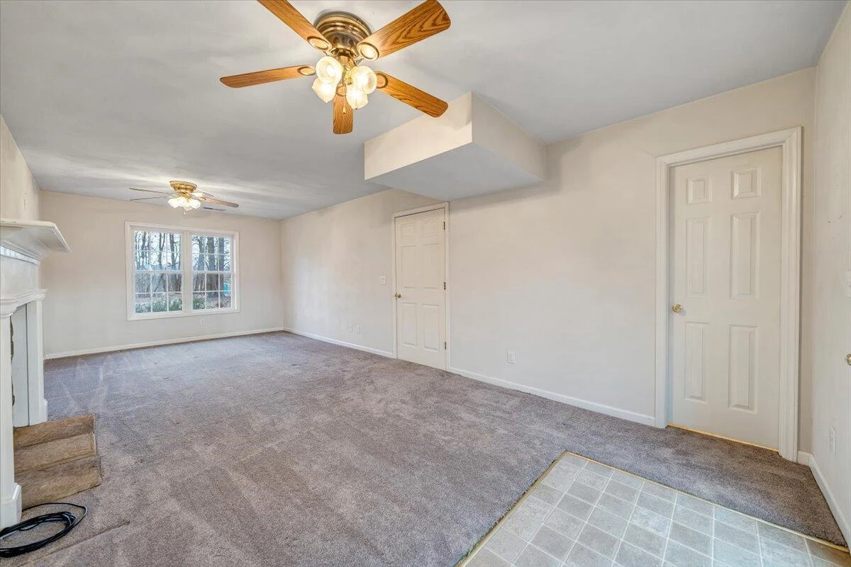 1093 Hales Ford RD - Photo 29
