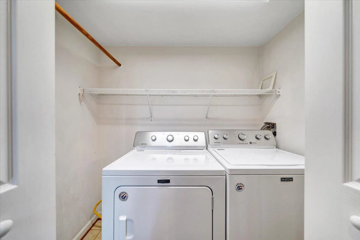 1093 Hales Ford RD - Photo 32