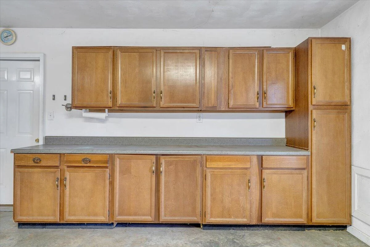 1093 Hales Ford RD - Photo 36