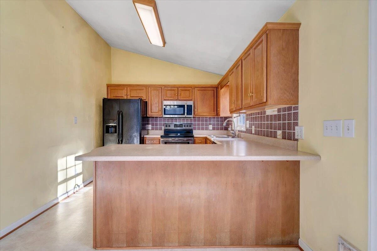 1093 Hales Ford RD - Photo 12