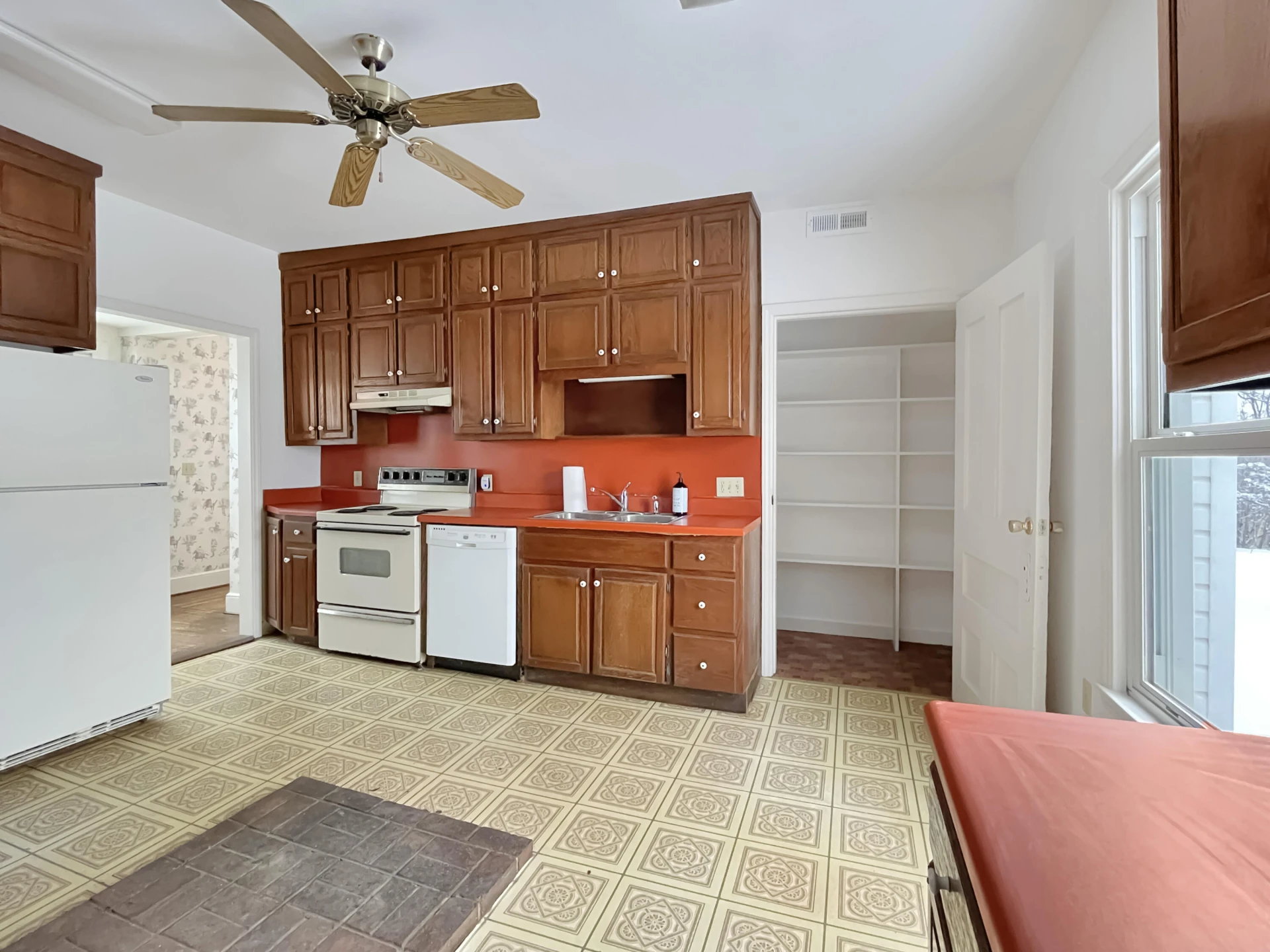 210 Hoha LN - Photo 14