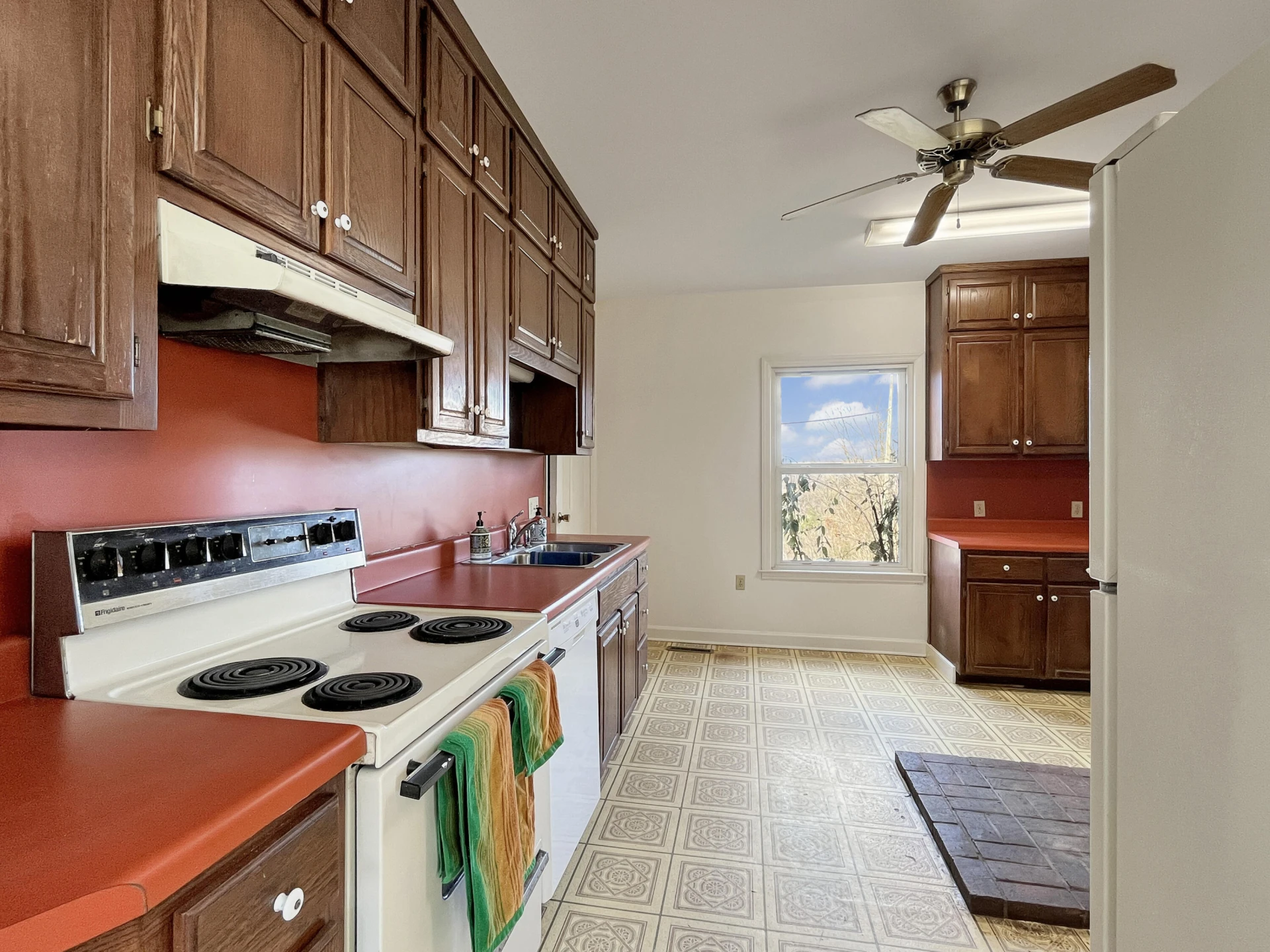 210 Hoha LN - Photo 16