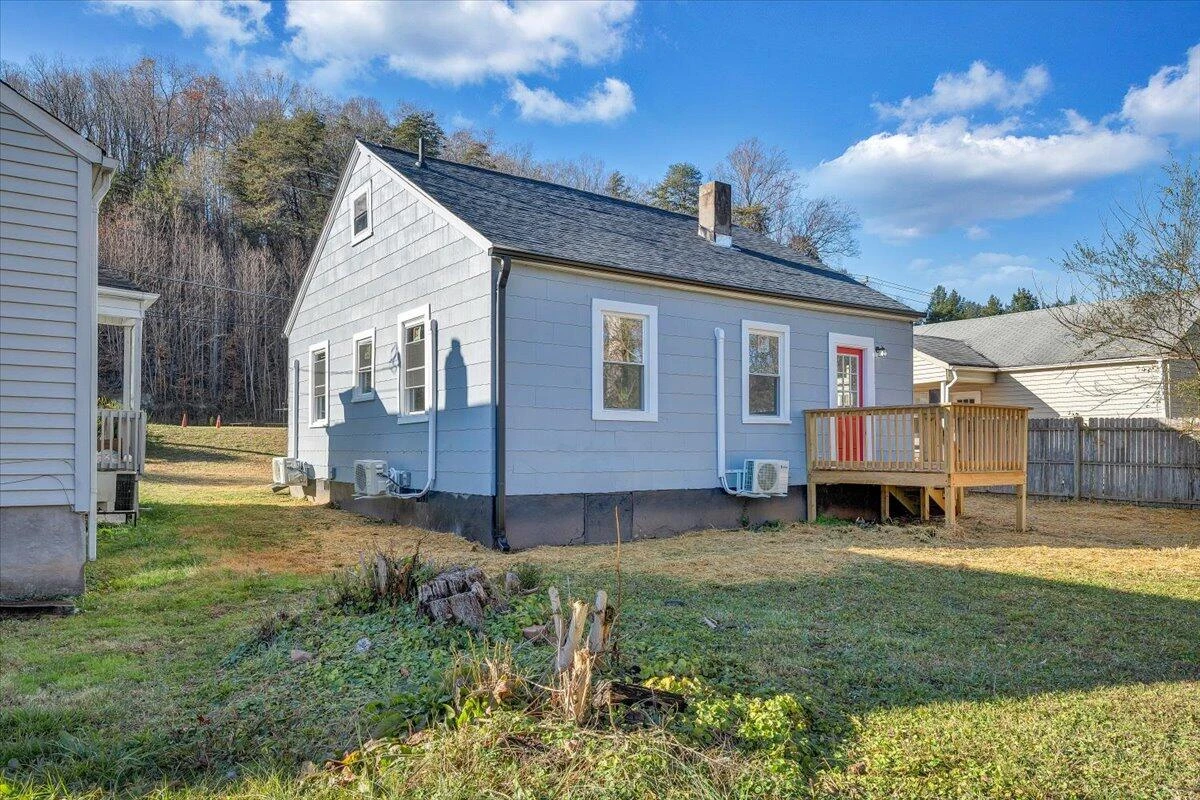 1890 Daniels Creek RD - Photo 22